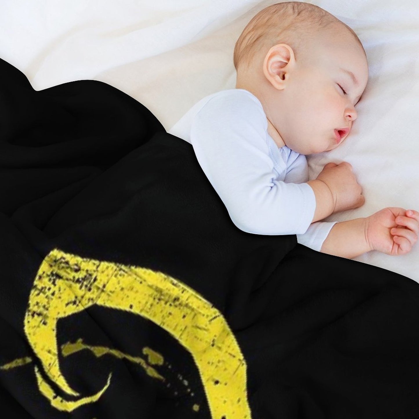 Yellow Sign - King in Yellow Plush Throw Blanket