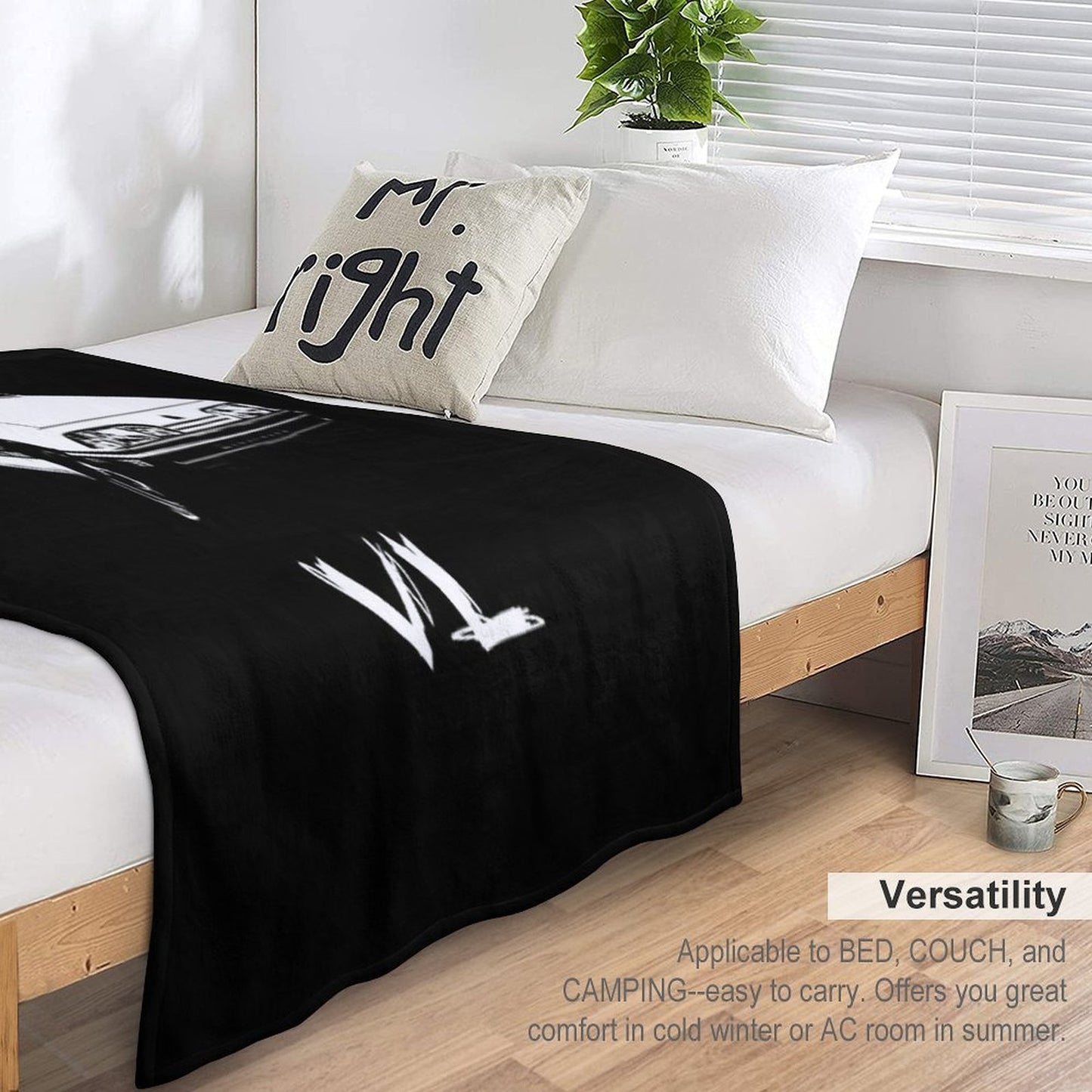 Vl Commodore Velvety-soft Throw Blanket