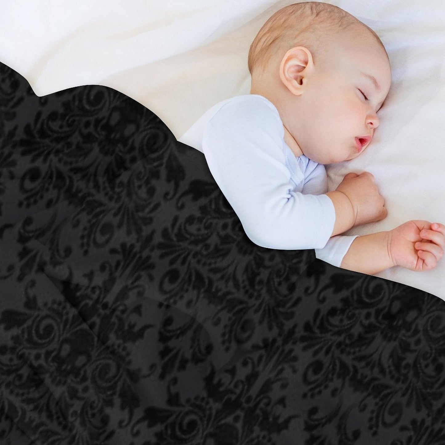 Skull Damask Pattern - Grey Shrink-resistant Throw Blanket