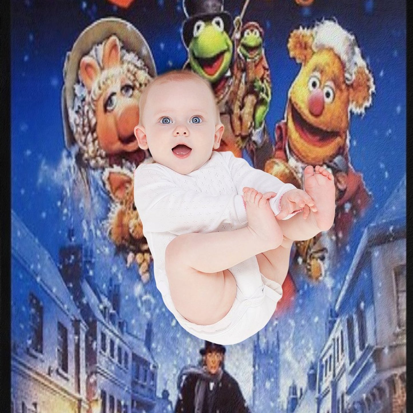The Muppet Christmas Vitnage Comfort Throw Blanket