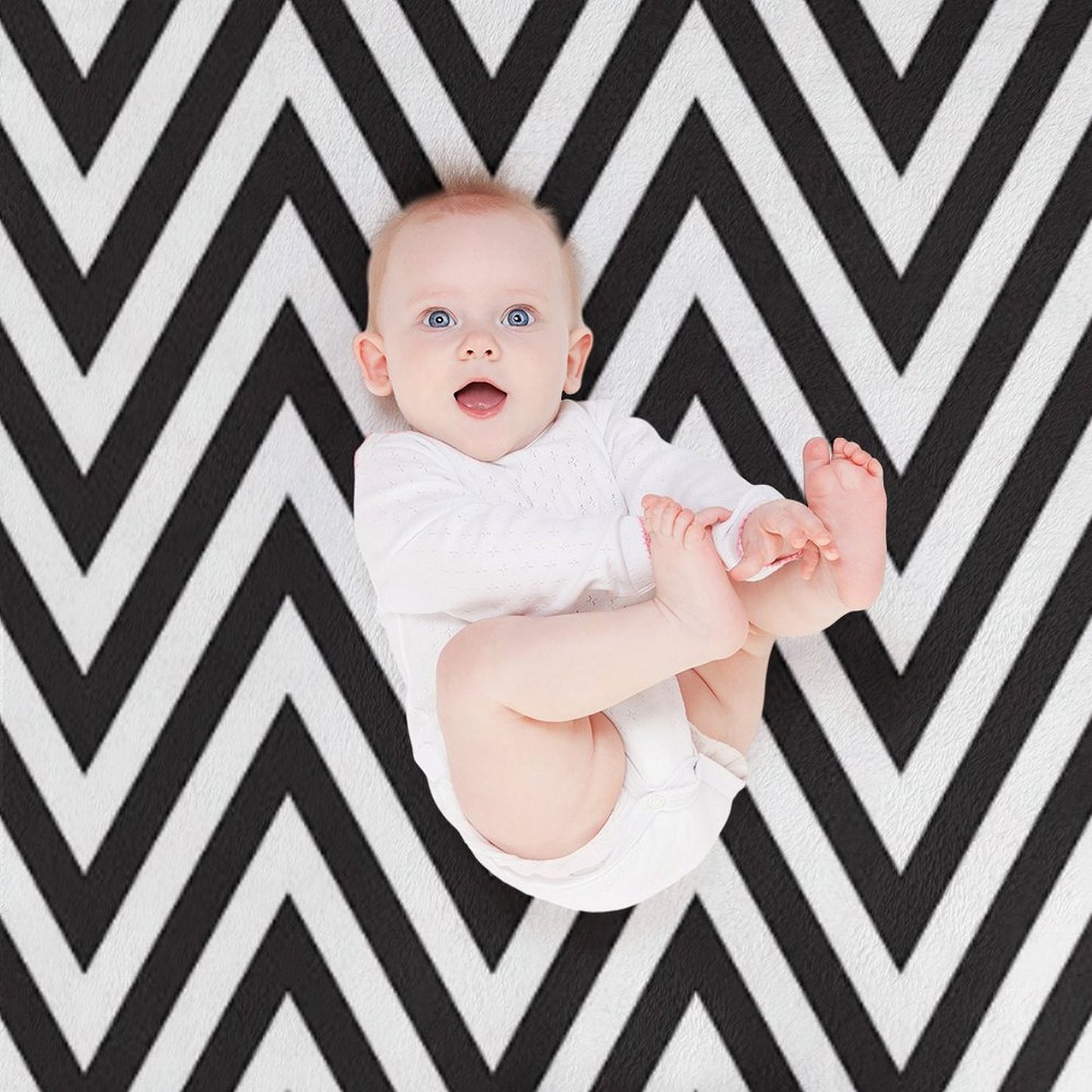 MODERN CHEVRON PATTERN Bold Monochrome Black + White Plush Throw Blanket