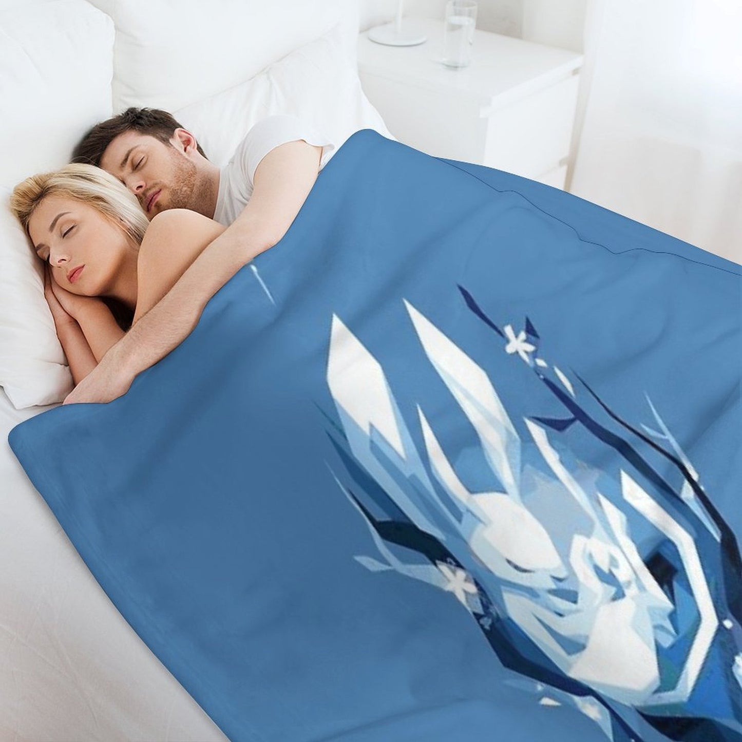Ori Sleeping - Ori And The Will of Wisps - In The Blind Forest Anti-pilling Throw Blanket