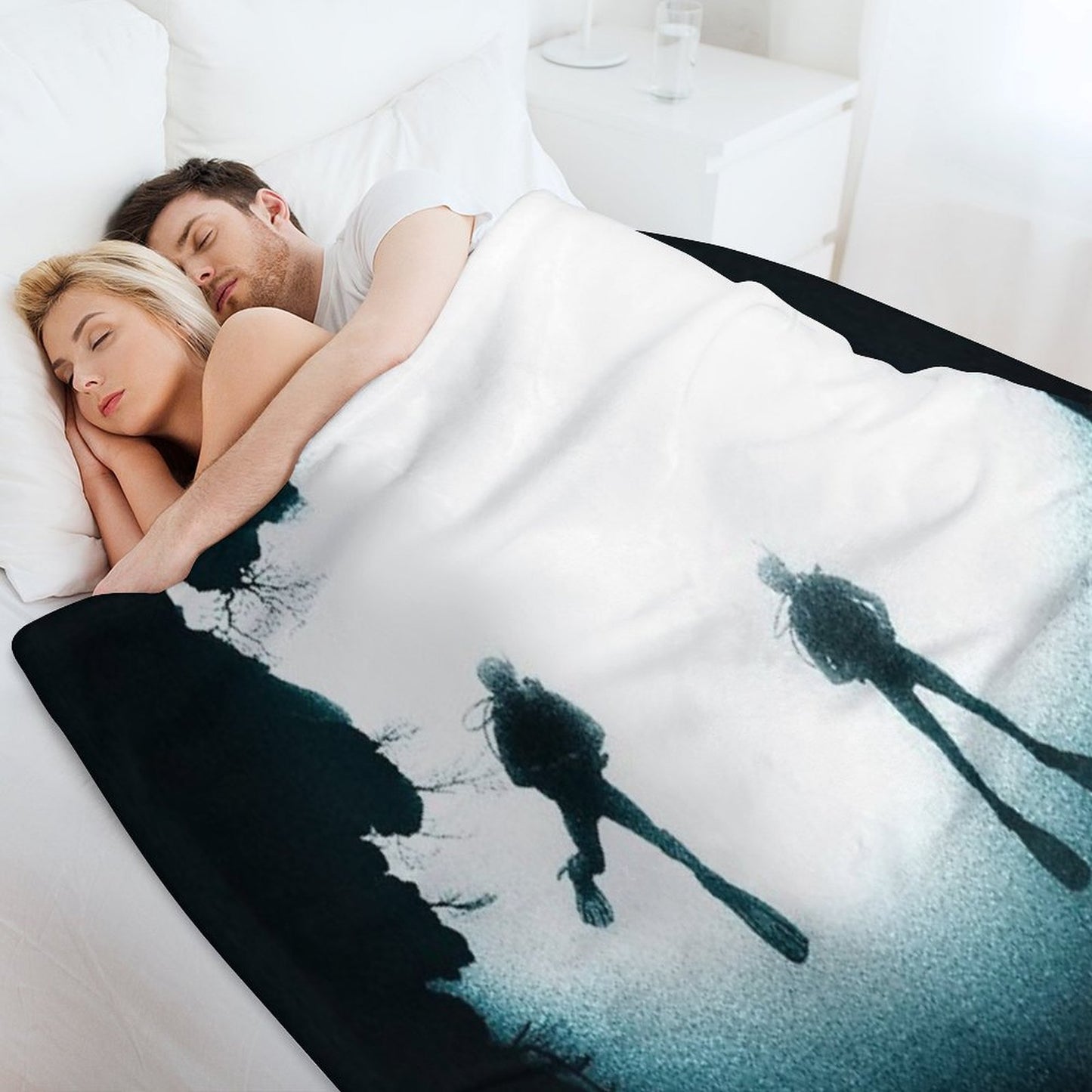 Deep Dive Anti-pilling Throw Blanket