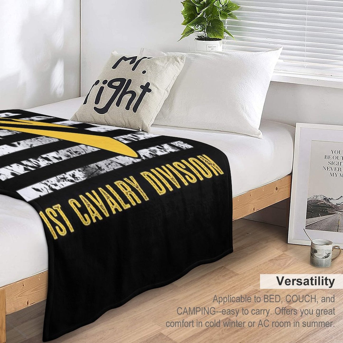 1st Cavalry Division (Distressed Flag) Gift-ready Throw Blanket