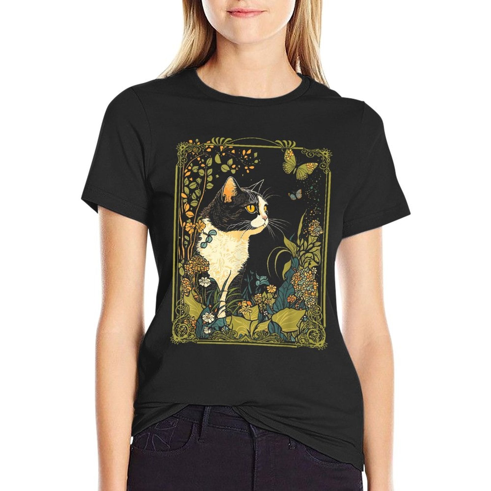 Cottagecore Aesthetic Cat Butterflies Flowers Garden Women Comfortable T-Shirt