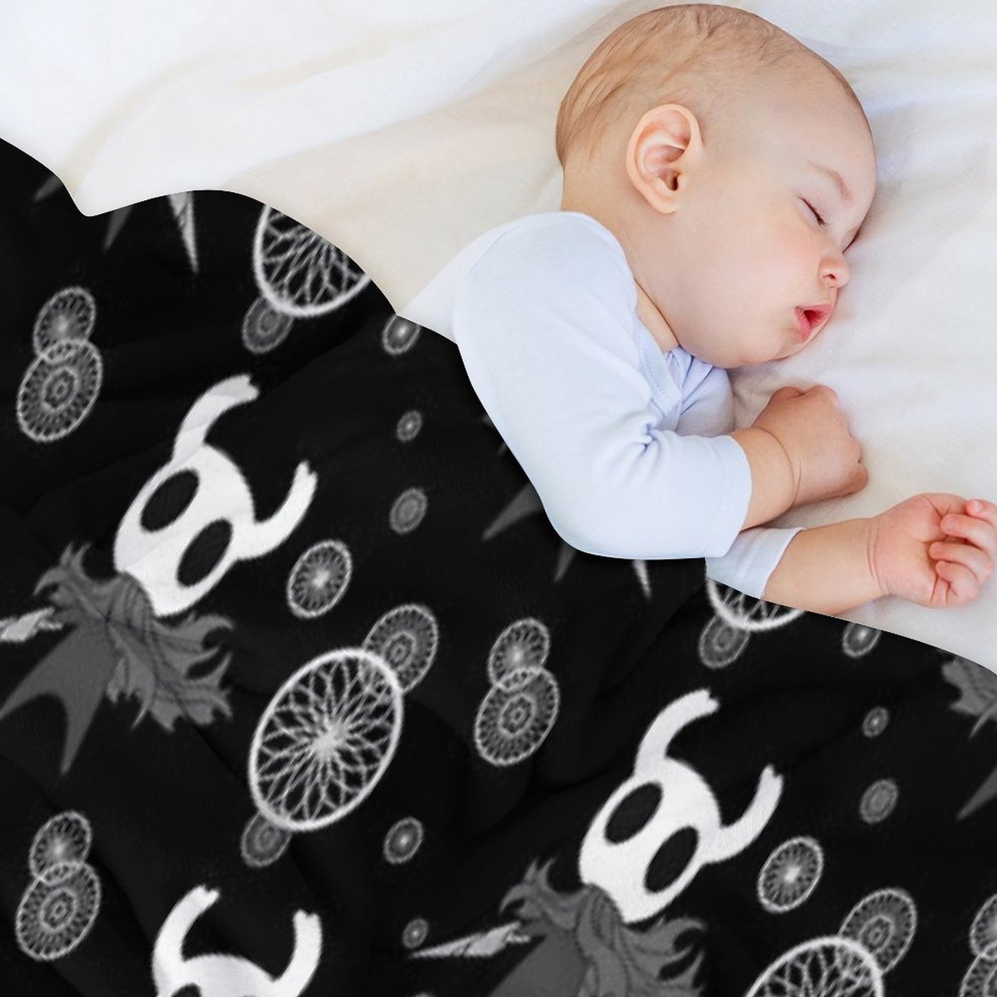 Hollow Knight Pattern All-season Throw Blanket