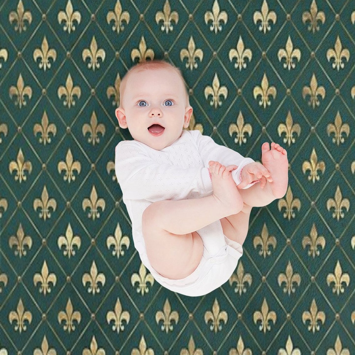 Gold Fleur-de-lis Design on A Green Background Premium Throw Blanket
