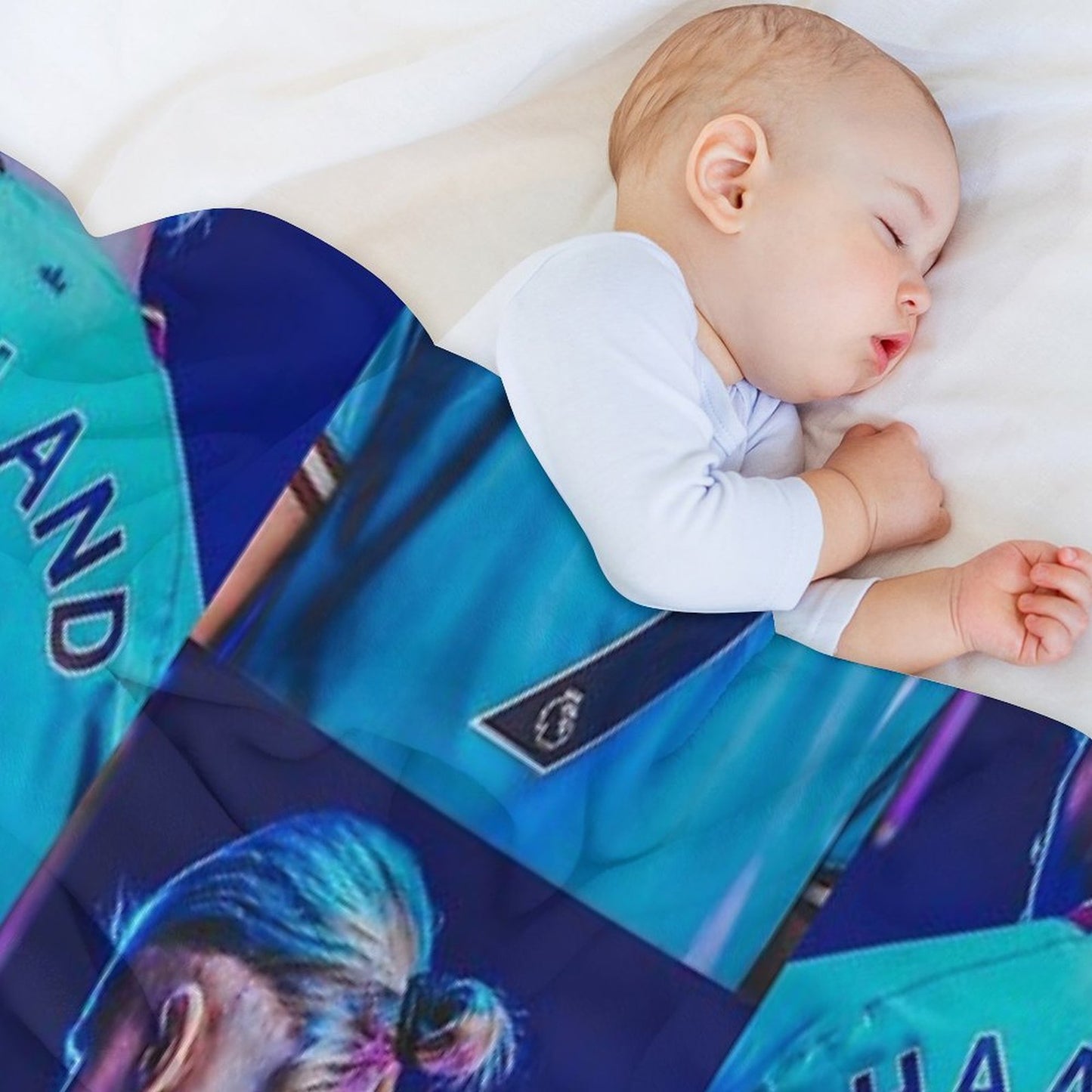 Erling Haaland Travel-friendly Throw Blanket