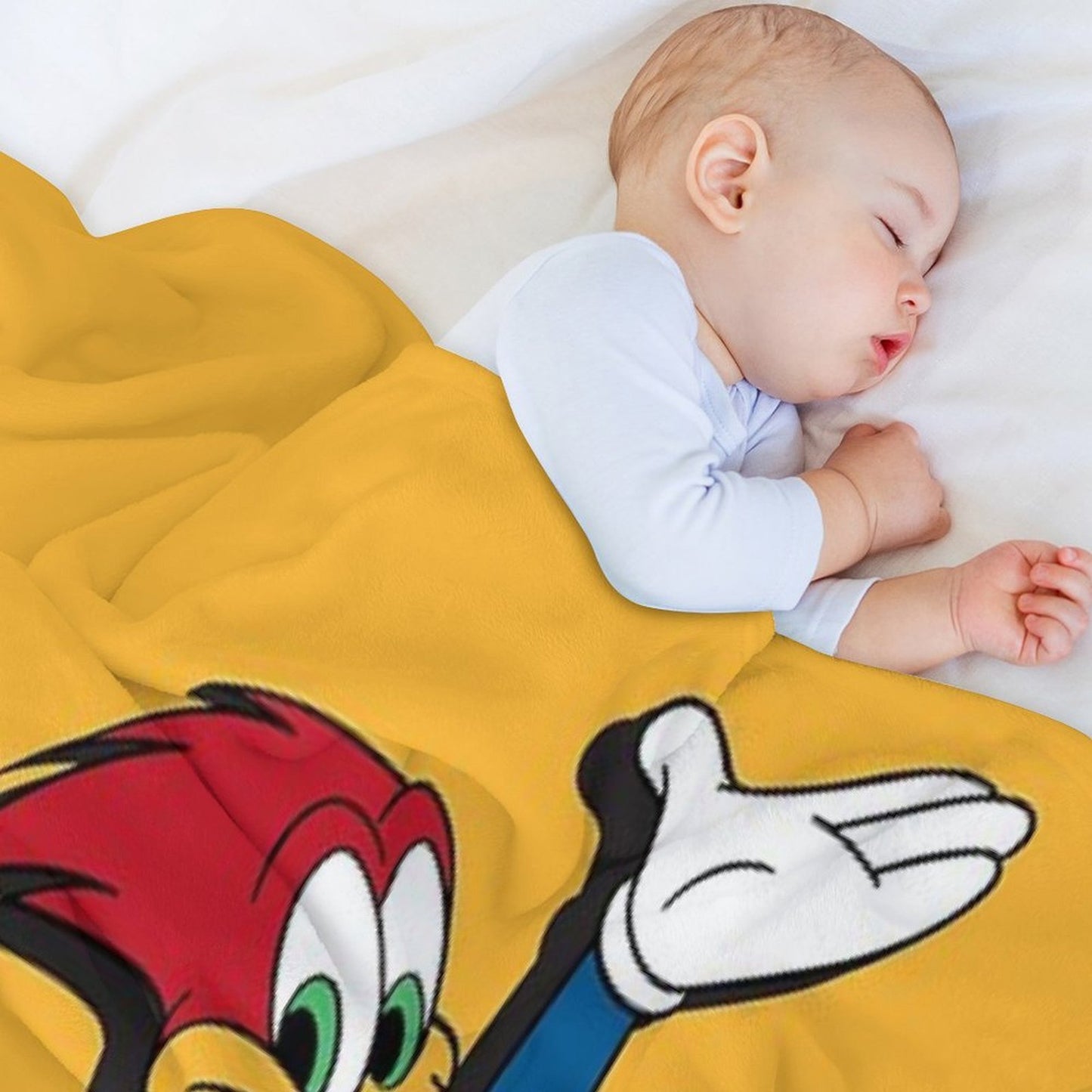 Woody Woodpecker Machine-washable Throw Blanket