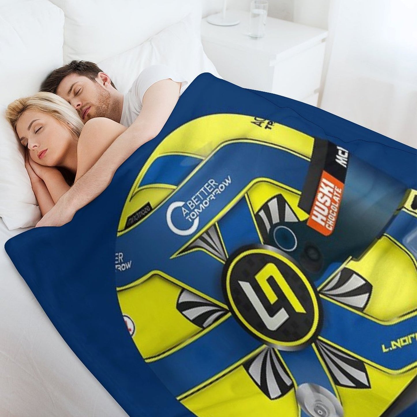 Lando Norris Helmet 2020 Graphic Comfort Throw Blanket