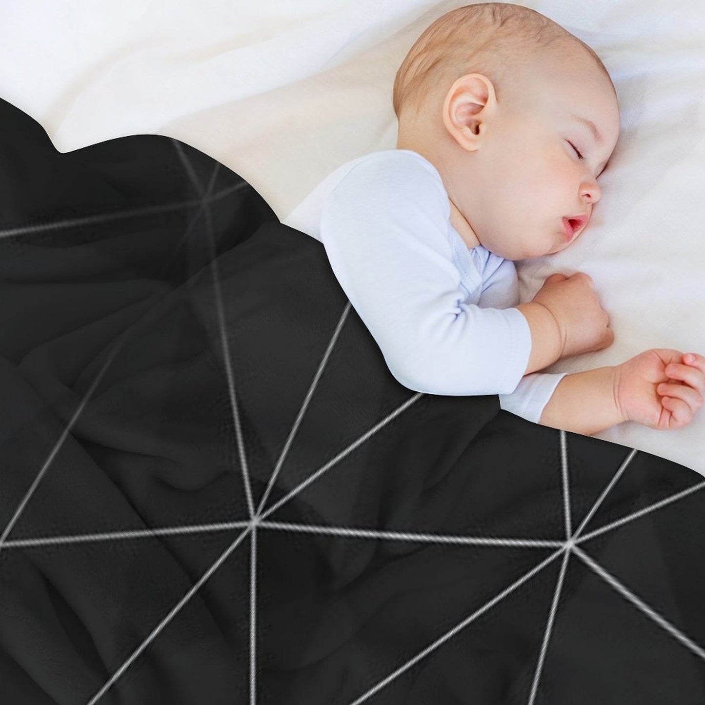 Kintsugi - Silver Mesh Comfort Throw Blanket