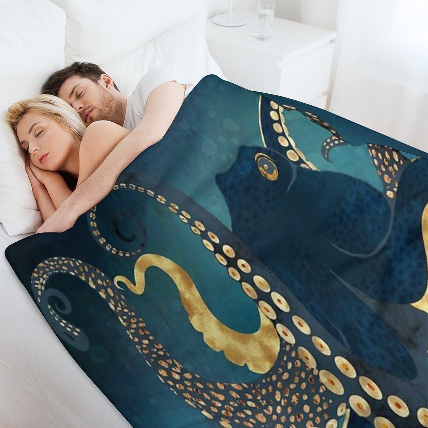 Metallic Octopus IV Gift-ready Throw Blanket