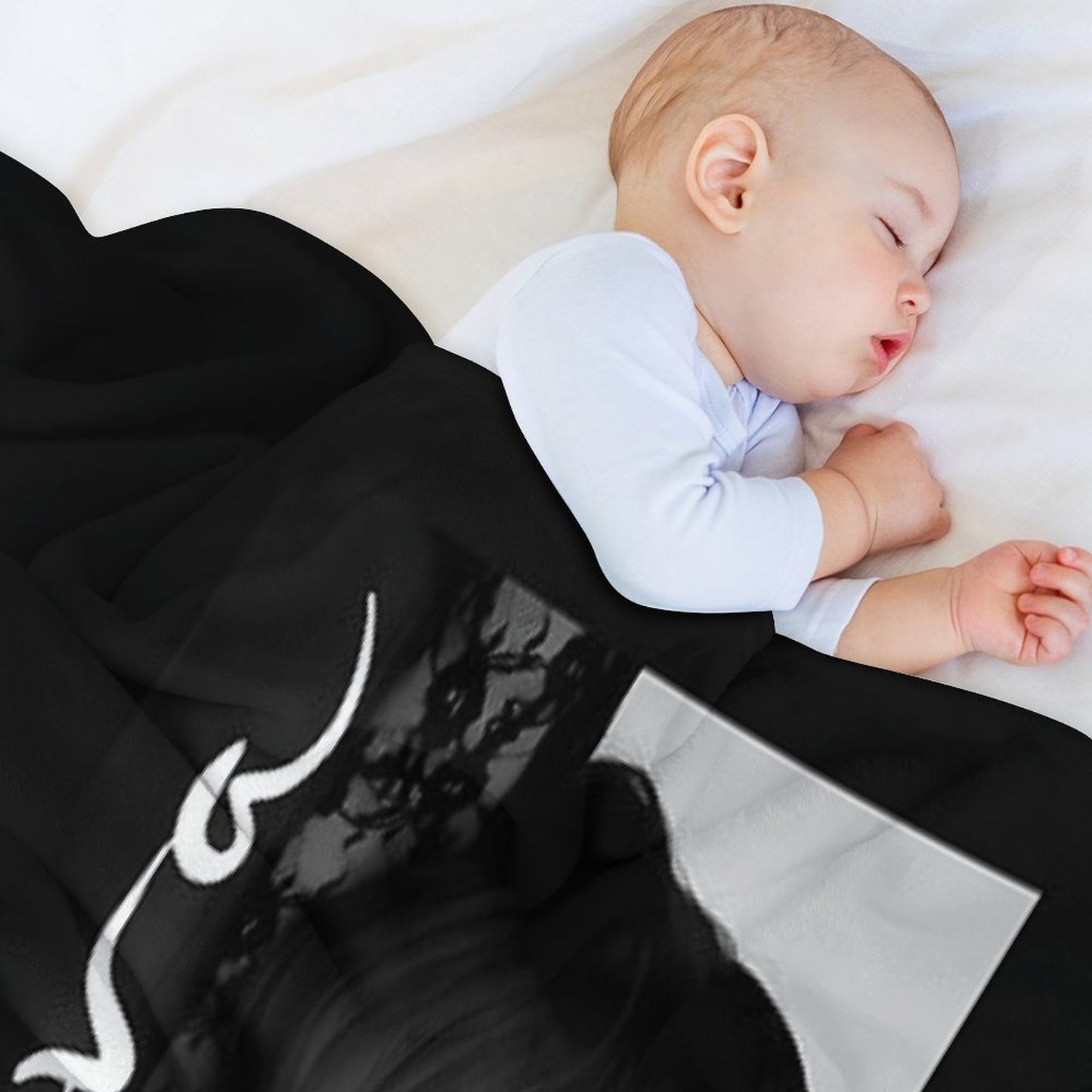 Ayliva Compact Throw Blanket
