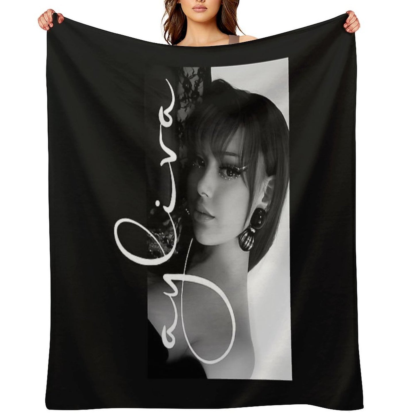 Ayliva Compact Throw Blanket