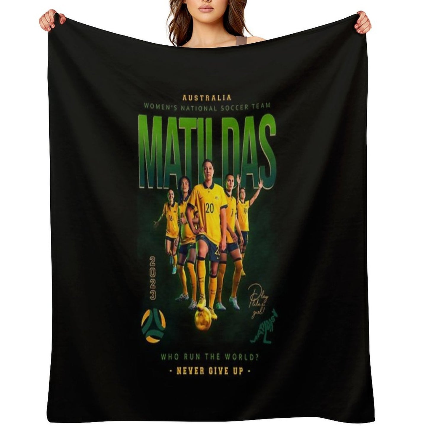 Matildas Velvety-soft Throw Blanket
