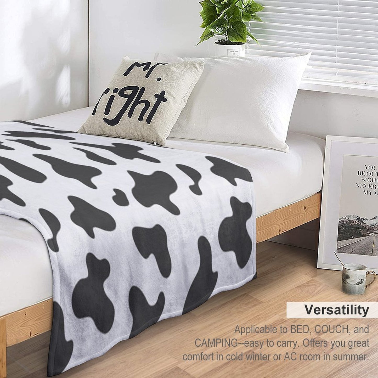 Kawaii Cow Pattern Lightweight Throw Blanket