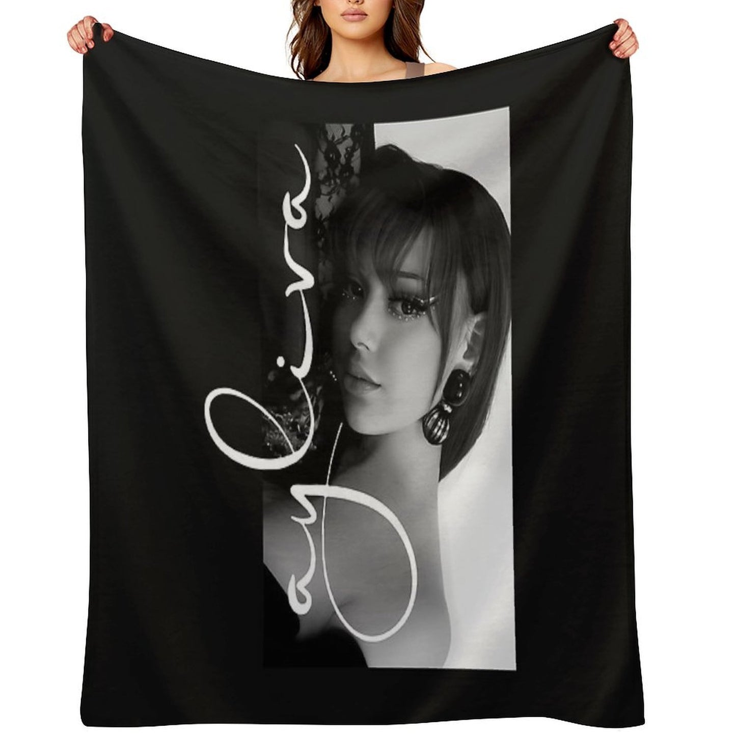 Ayliva Compact Throw Blanket