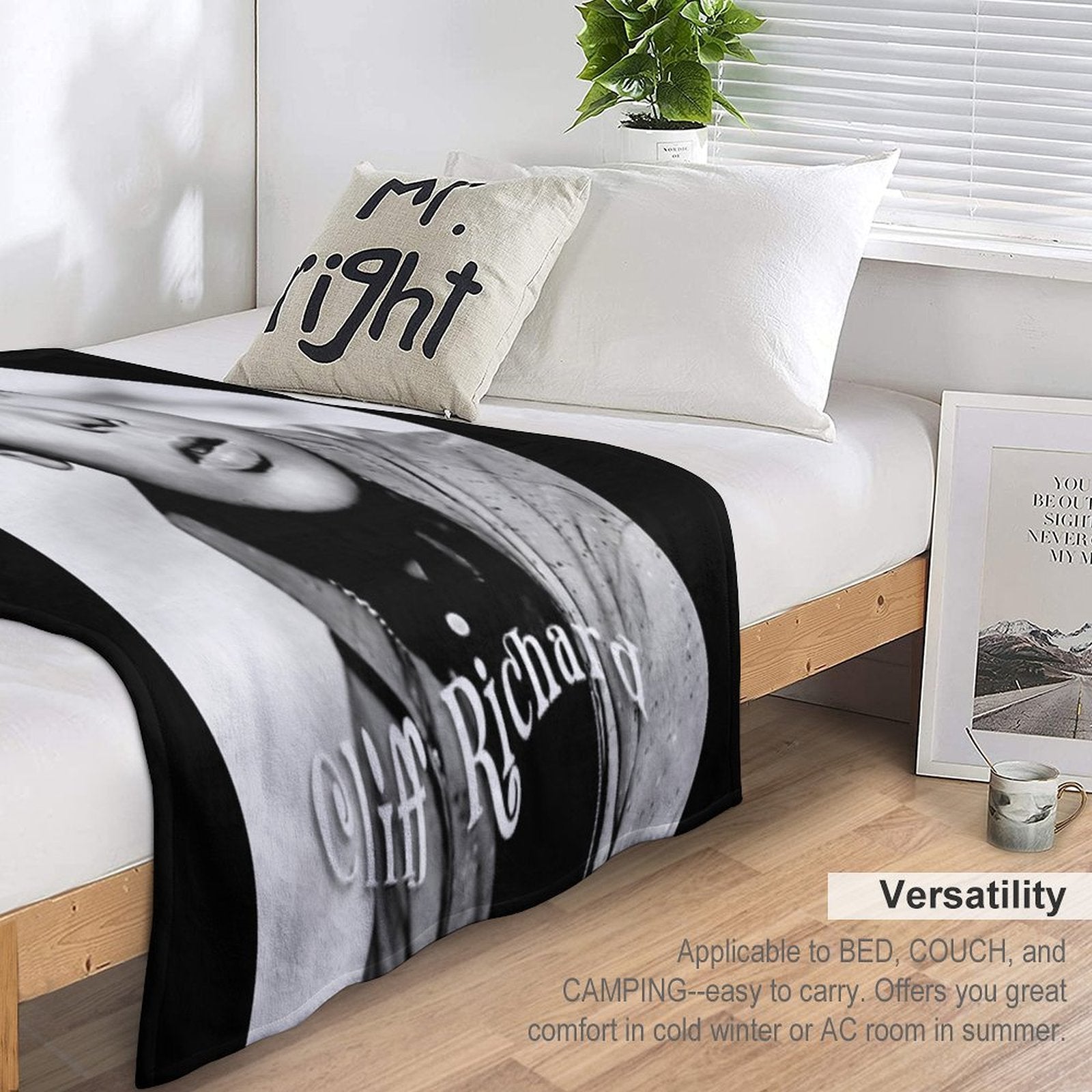 Cliff Richard Velvety-soft Throw Blanket