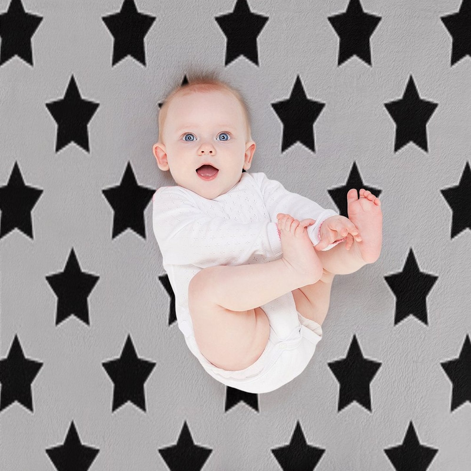 Black Stars Grey Background Pattern Design Wrinkle-free Throw Blanket
