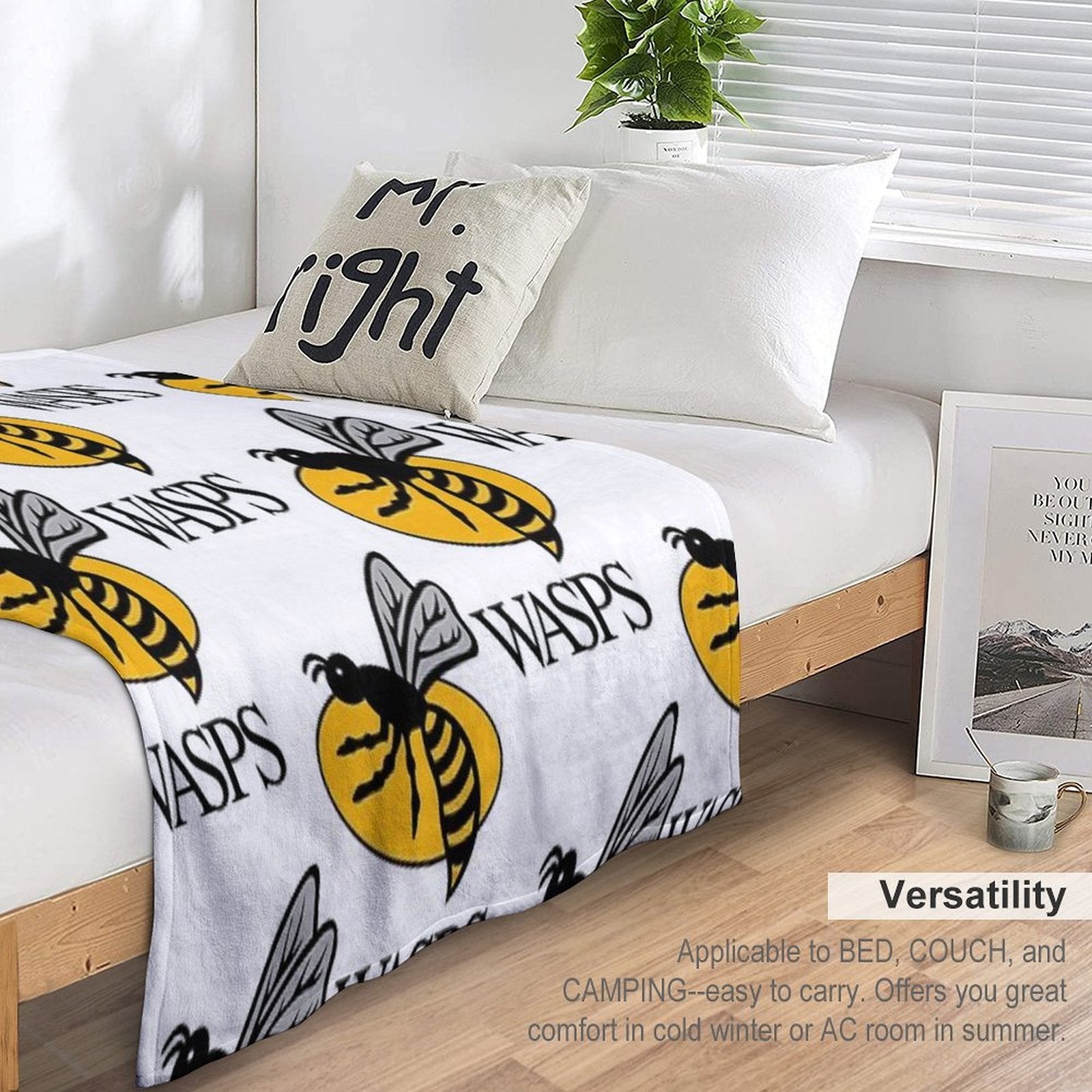 Wasps Rugby Logo Easy Care Throw Blanket