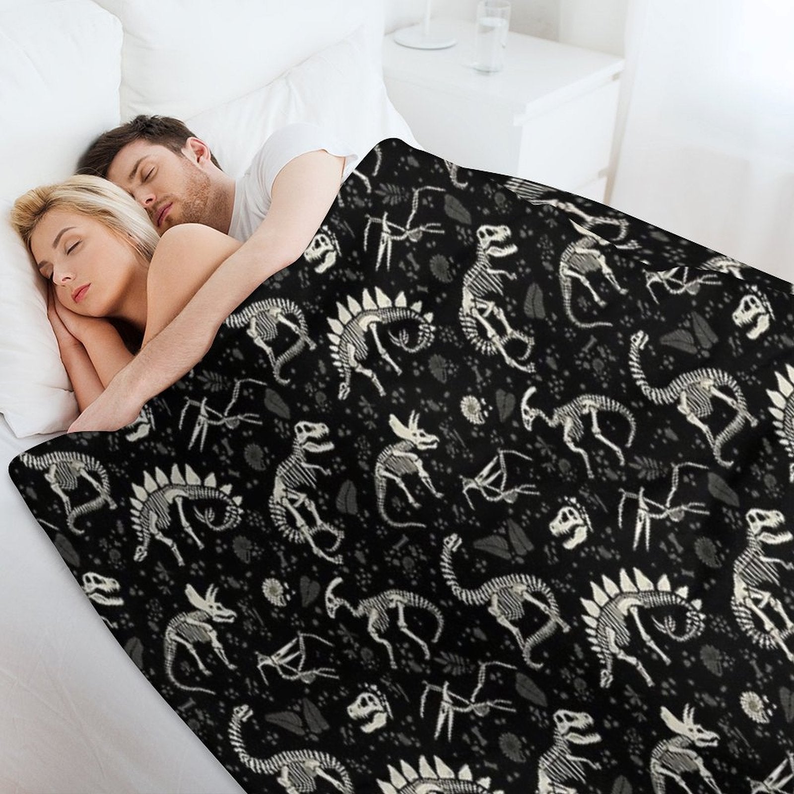 Excavated Dinosaur Fossils Machine-washable Throw Blanket