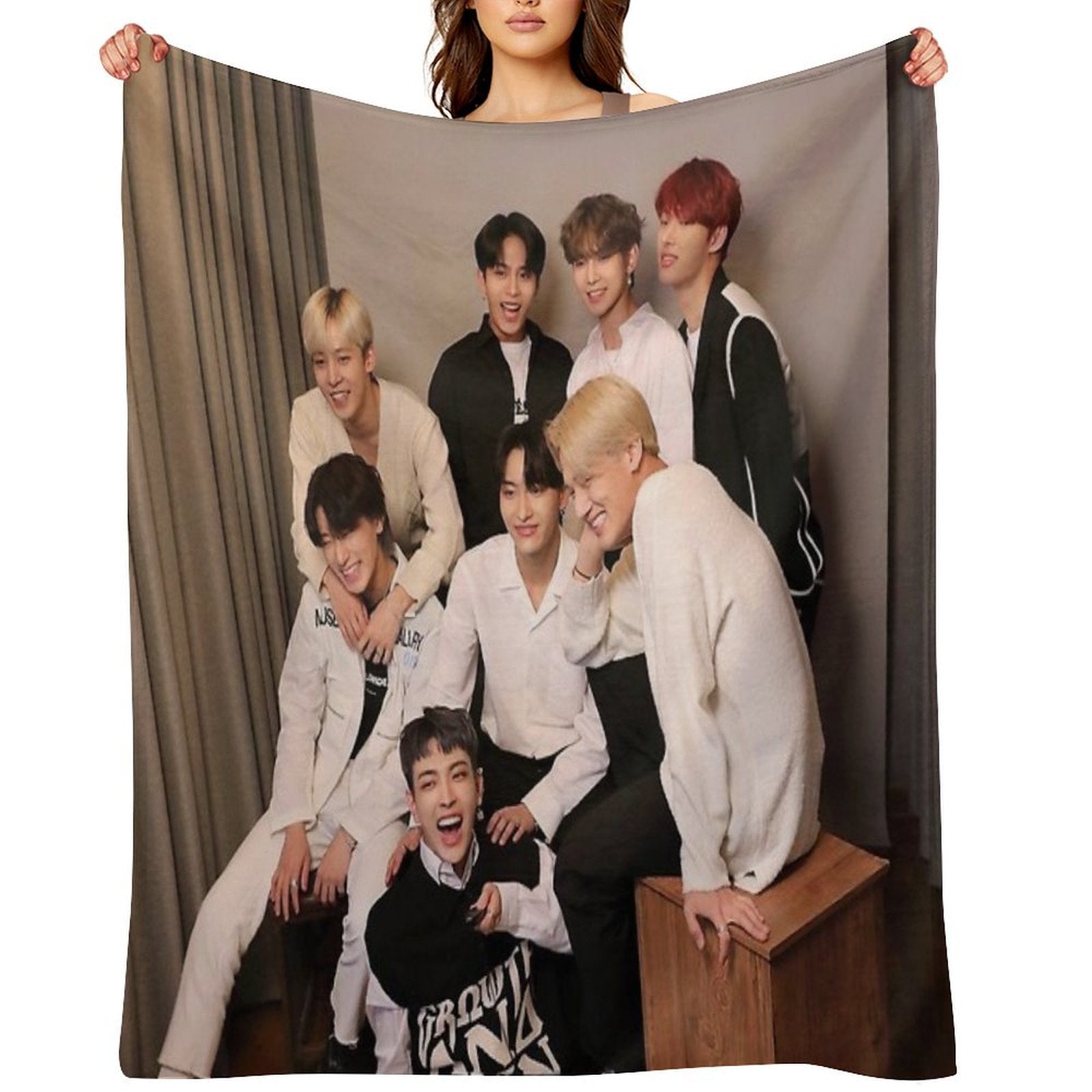 Ateez Anniversary Wrinkle-free Throw Blanket