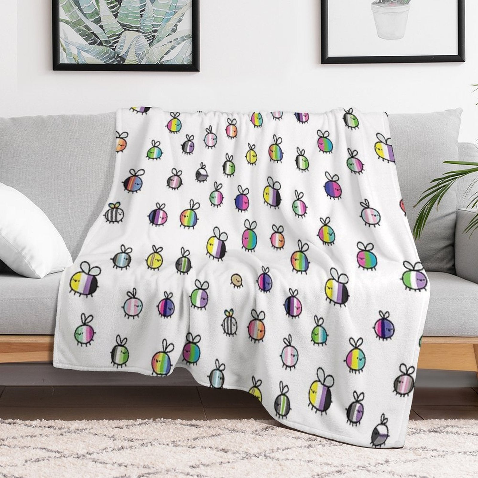 Bees Lightweight Throw Blanket