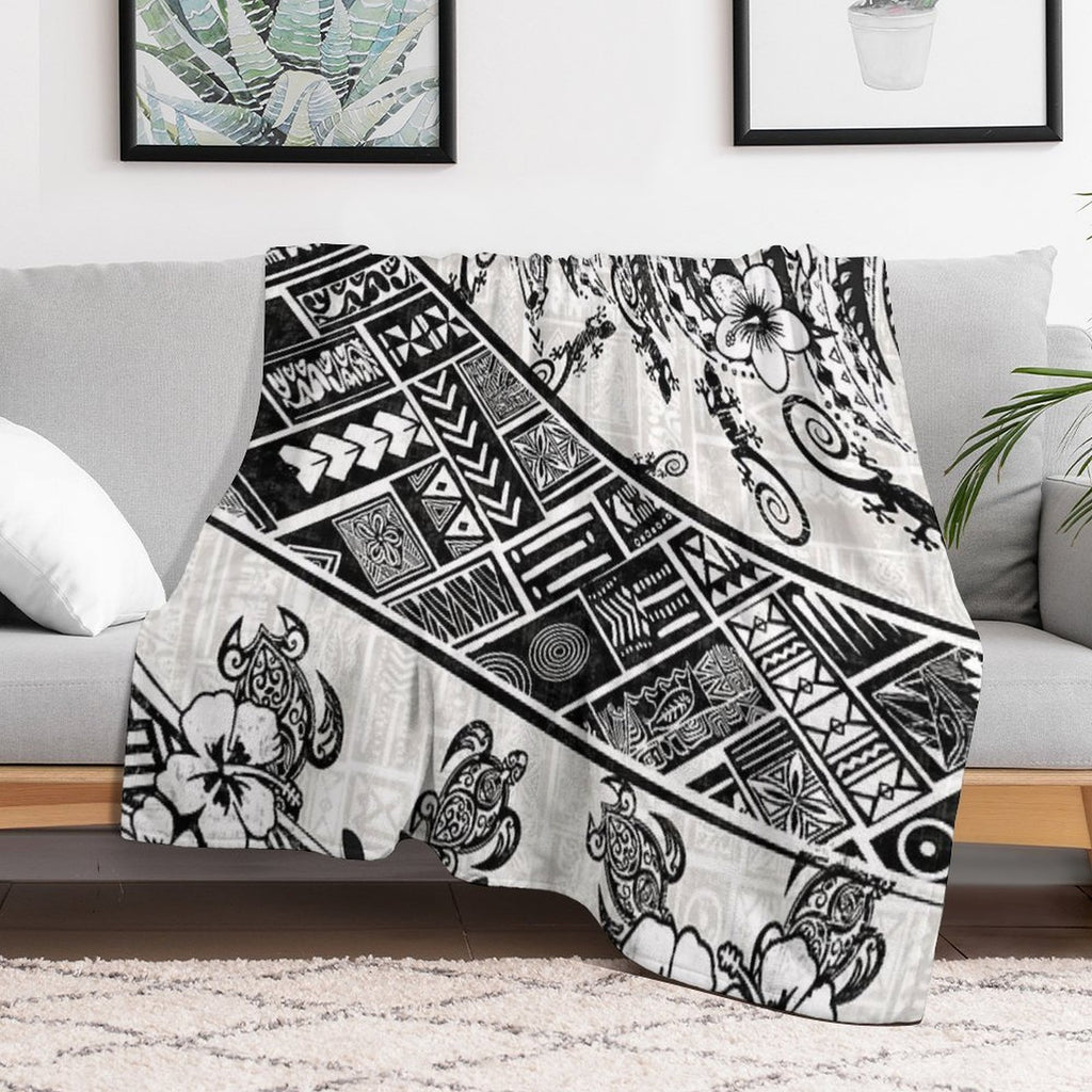 Black And White Polynesian Tribal Distressed Gift-ready Throw Blanket