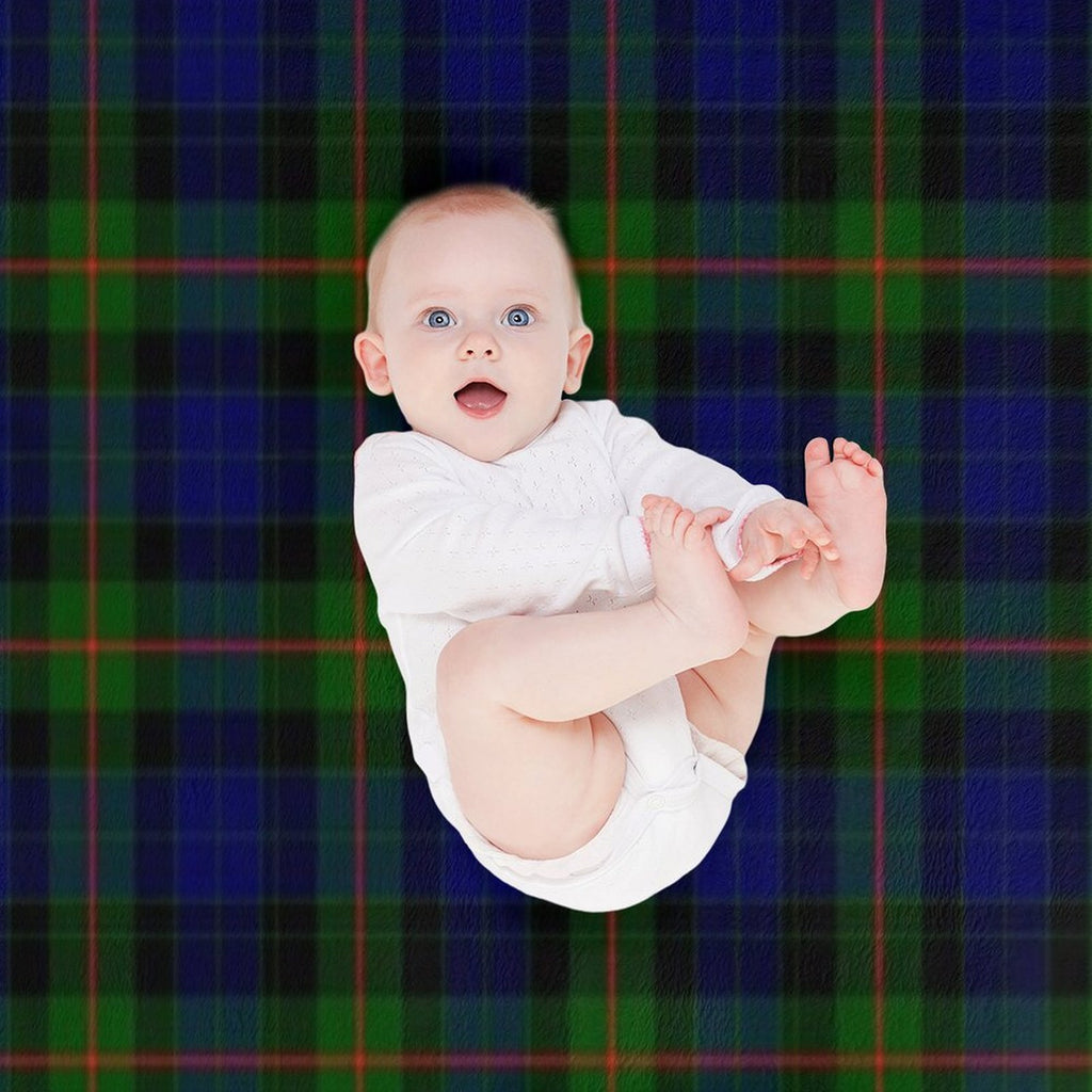 Clan Gunn Tartan Machine-washable Throw Blanket