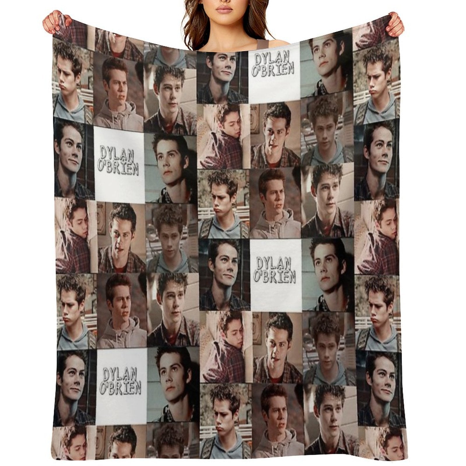 Dylan O'brien Lightweight Throw Blanket