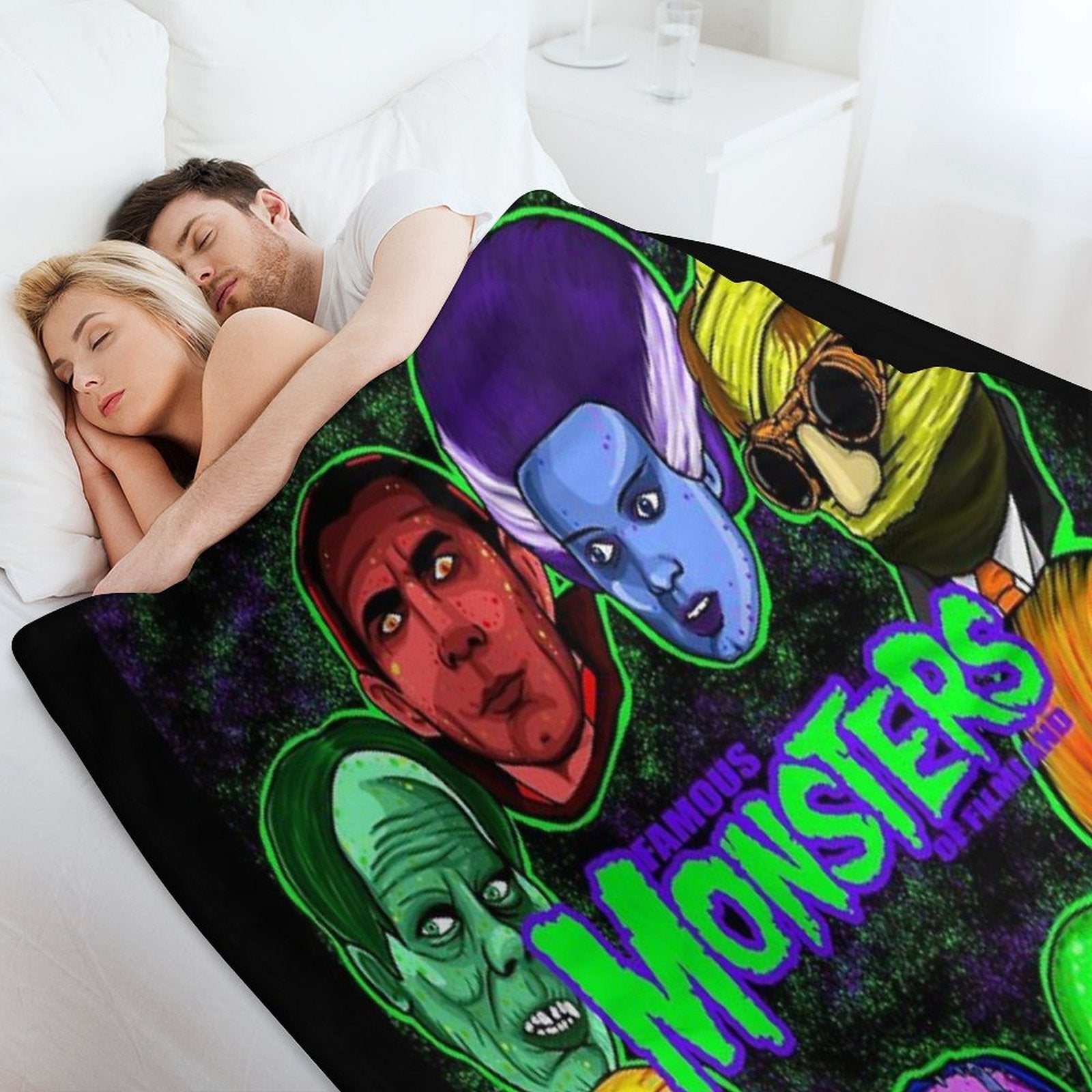 Famous Monsters of Filmland Comfort Throw Blanket
