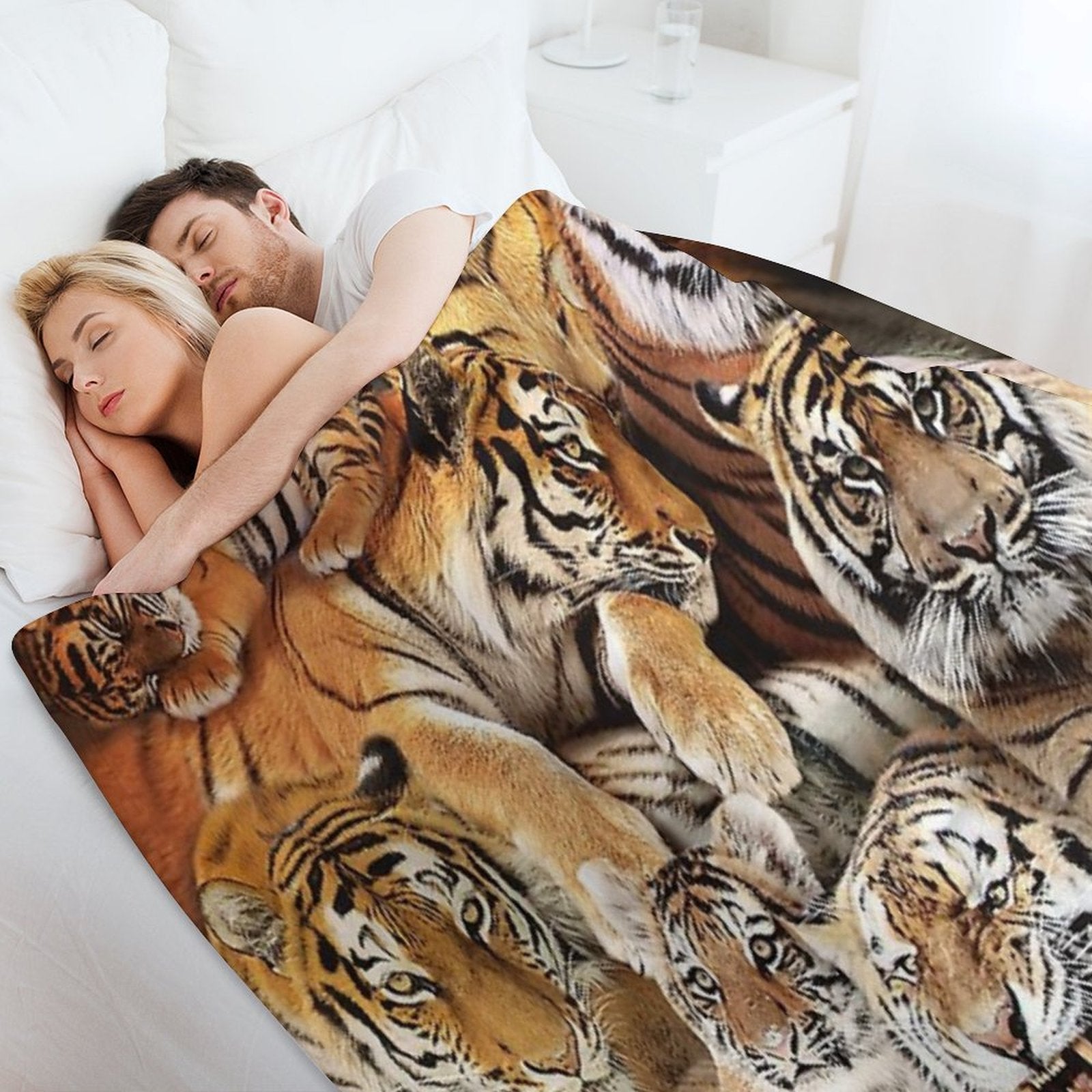 Tigers Gift-ready Throw Blanket