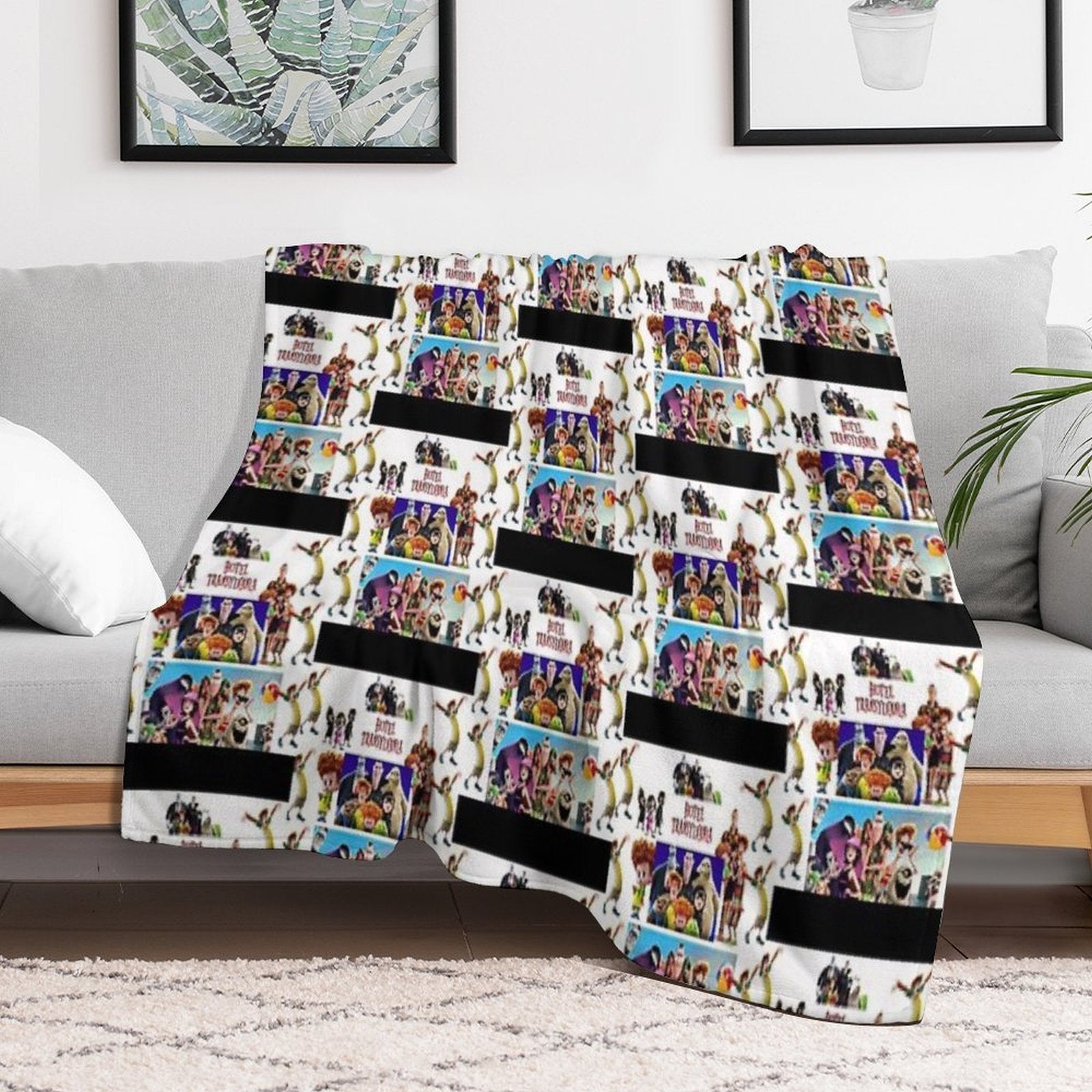Hotel Transylvania Quick-dry Throw Blanket