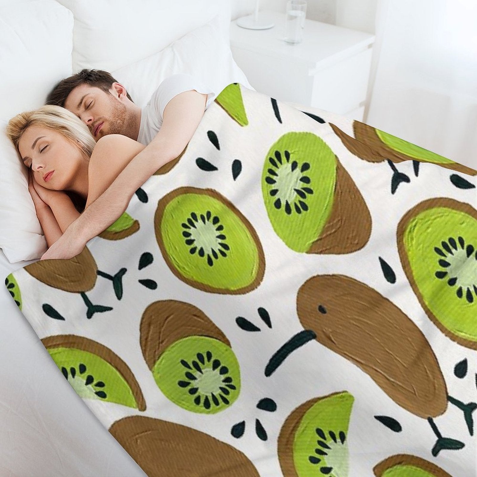 Kiwis & Kiwis Lightweight Throw Blanket