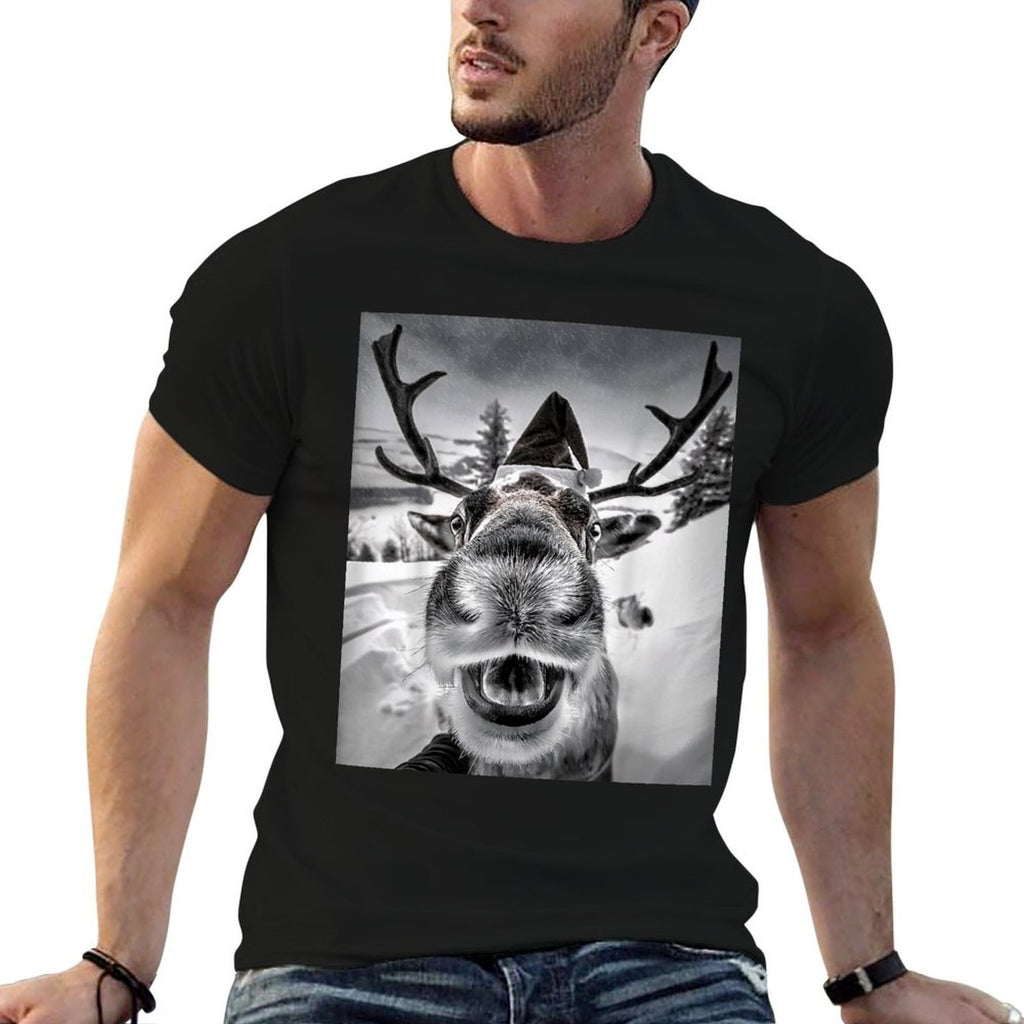 Funny Reindeer Selfie Christmas  Quick-drying T-Shirt