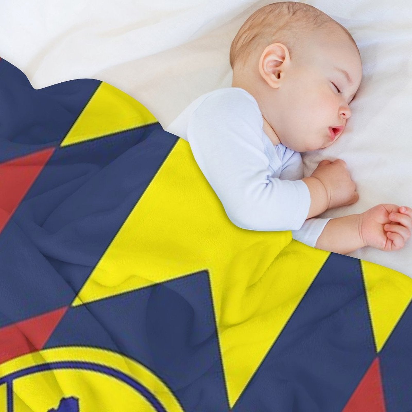 Club America Machine-washable Throw Blanket