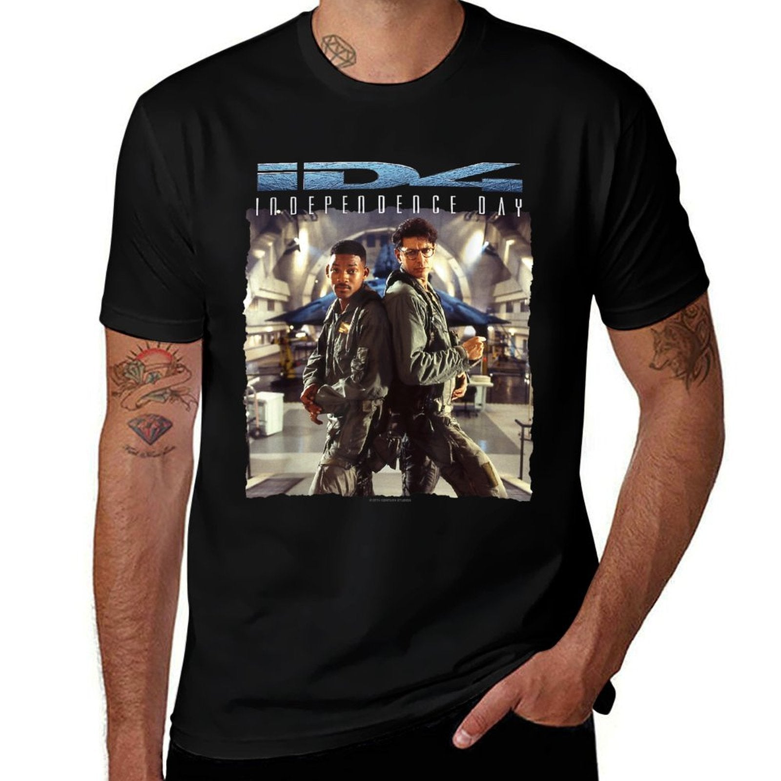 Independence Day Iconic Heros Retro Photo Real Chest Poster  Trendy Pattern T-Shirt