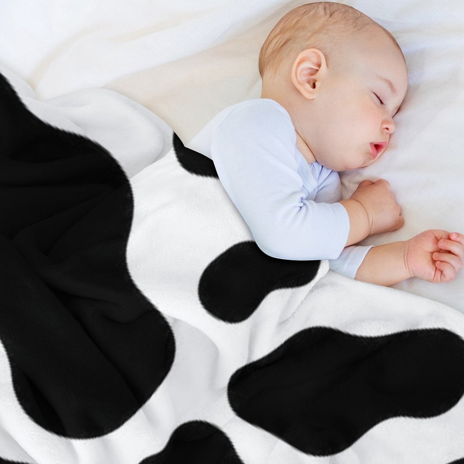 Cow Print Travel-friendly Throw Blanket
