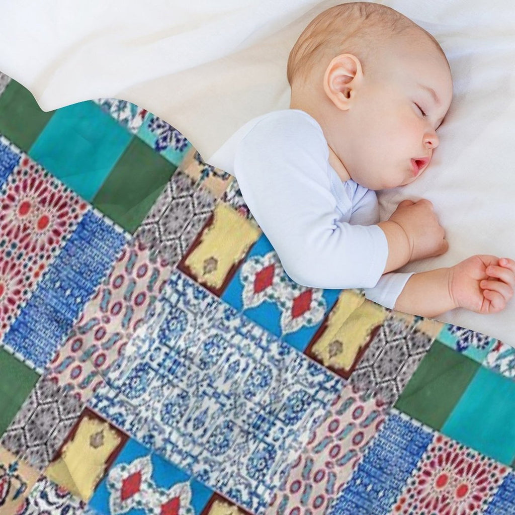 Geometric Abstract Pattern III Lightweight Throw Blanket