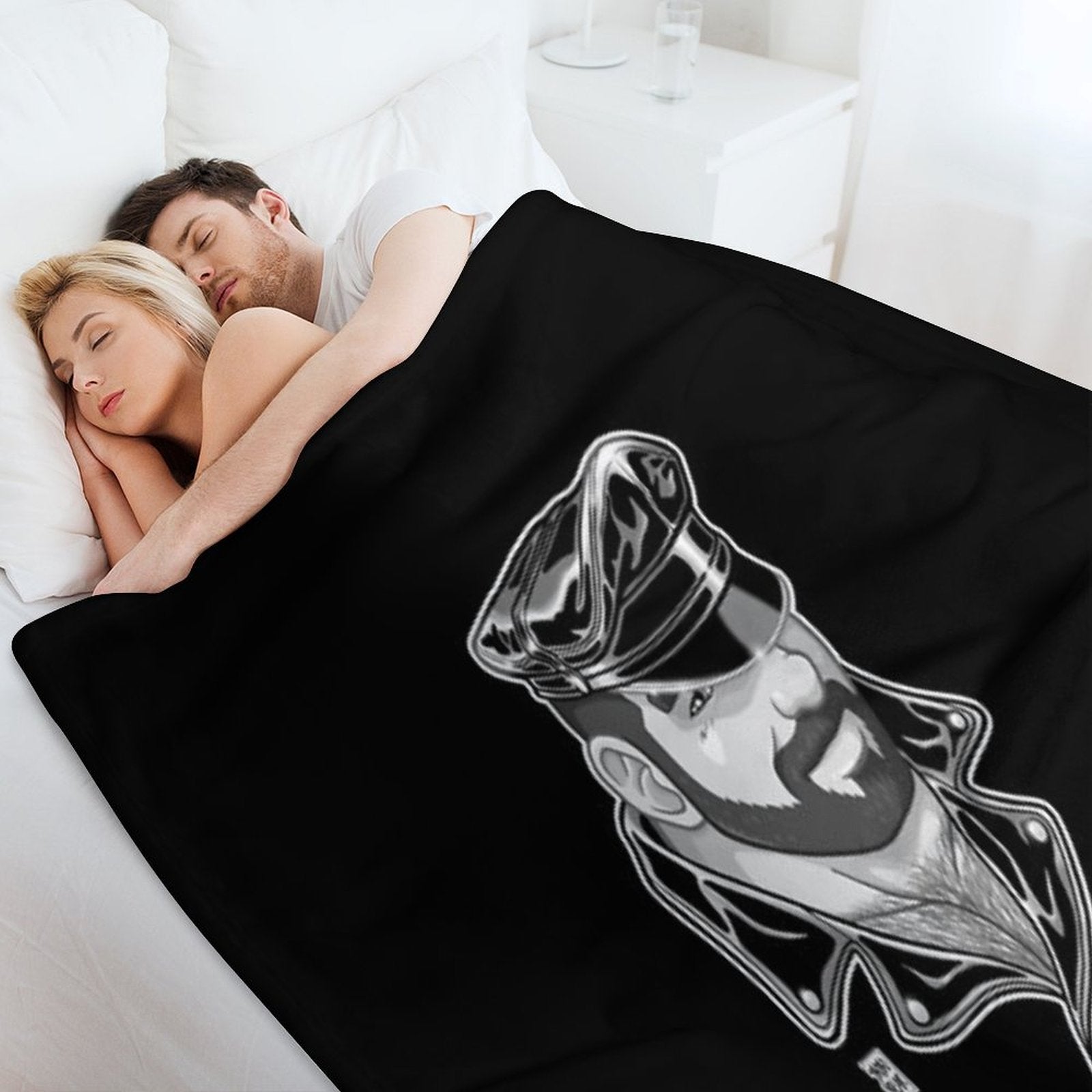 ADAM LIKES LEATHER - BLACK AND WHITE Quick-dry Throw Blanket