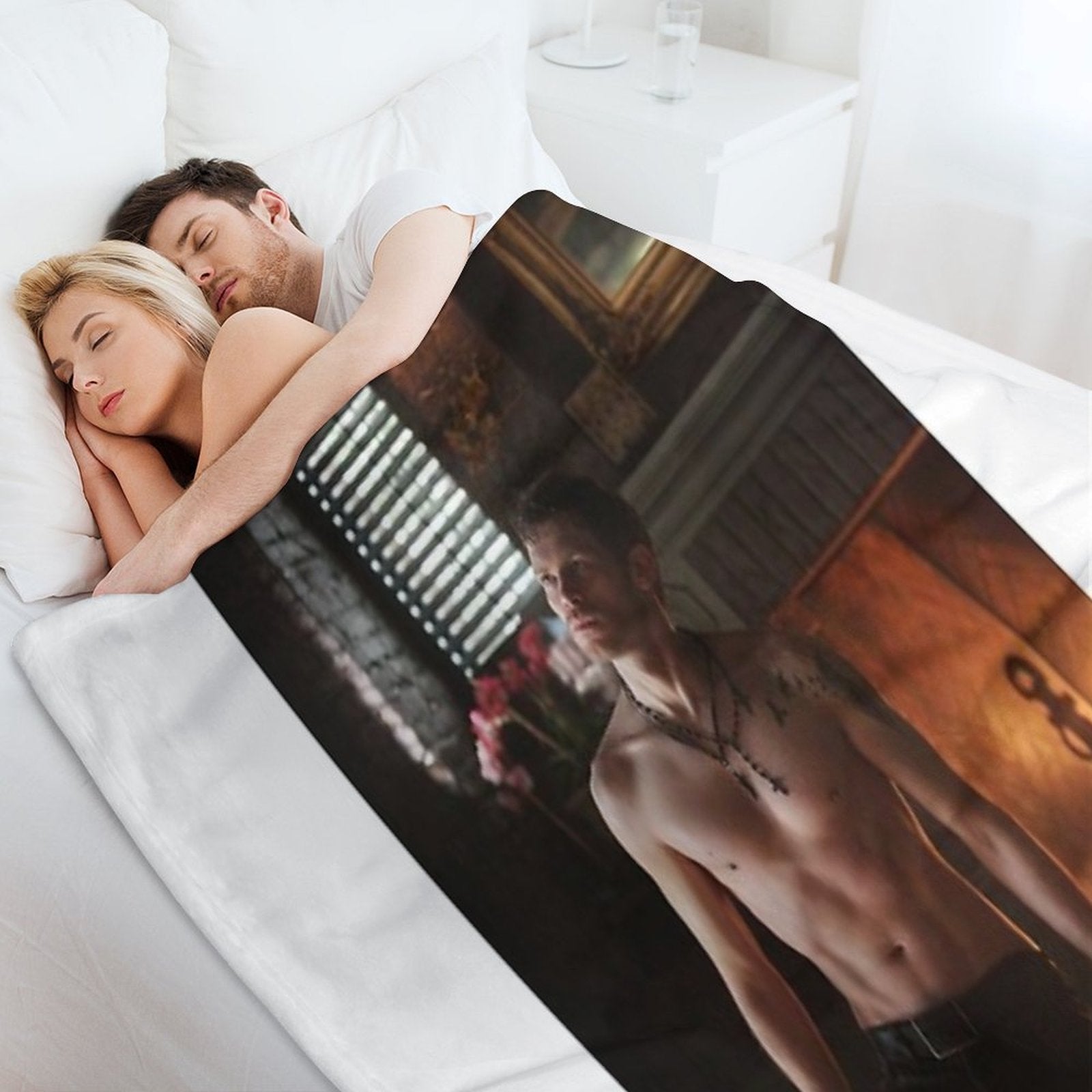 Klaus Mikaelson Travel-friendly Throw Blanket