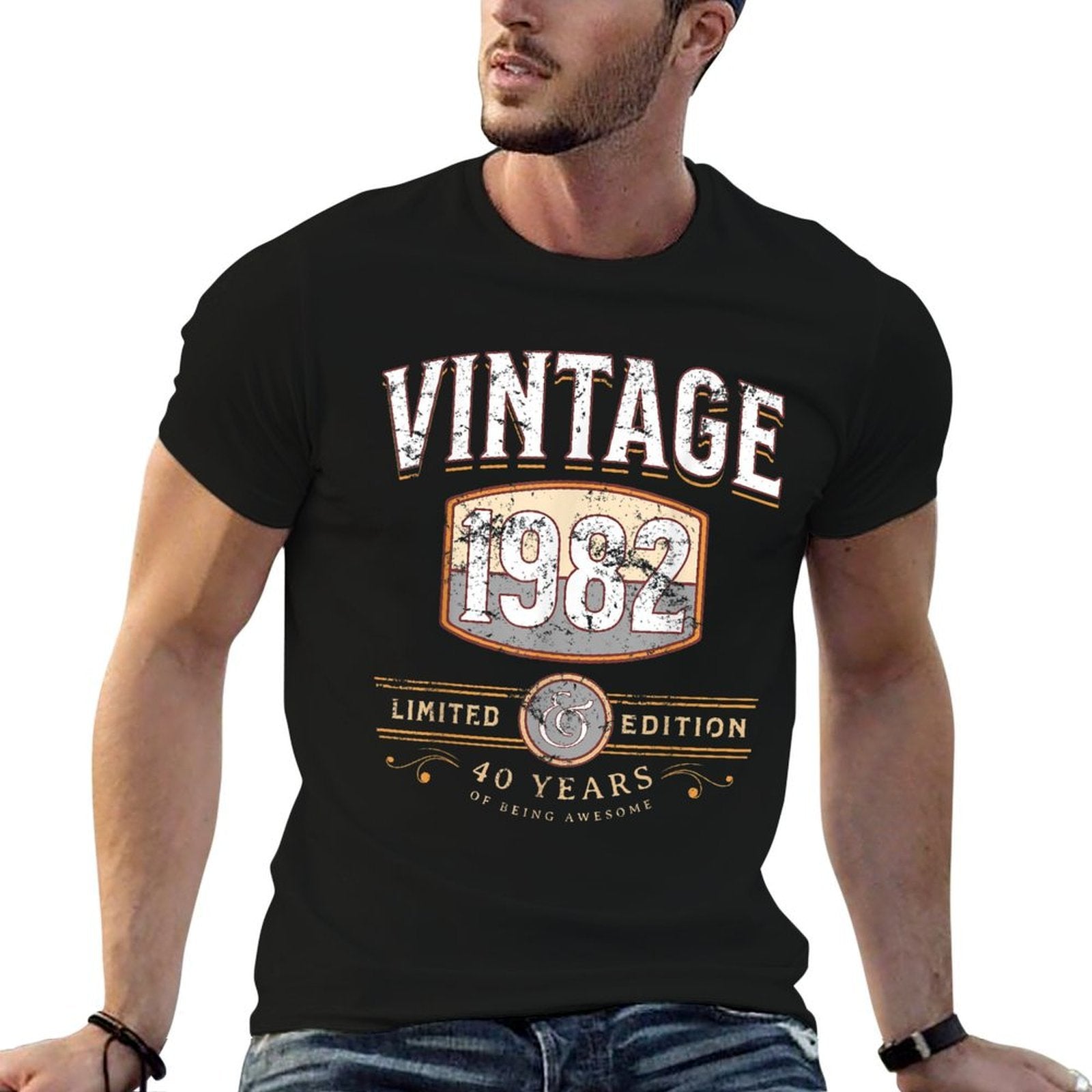 40 Years Old Vintage 1982 Limited Edition 40th Birthday  Ribbed Collar T-Shirt