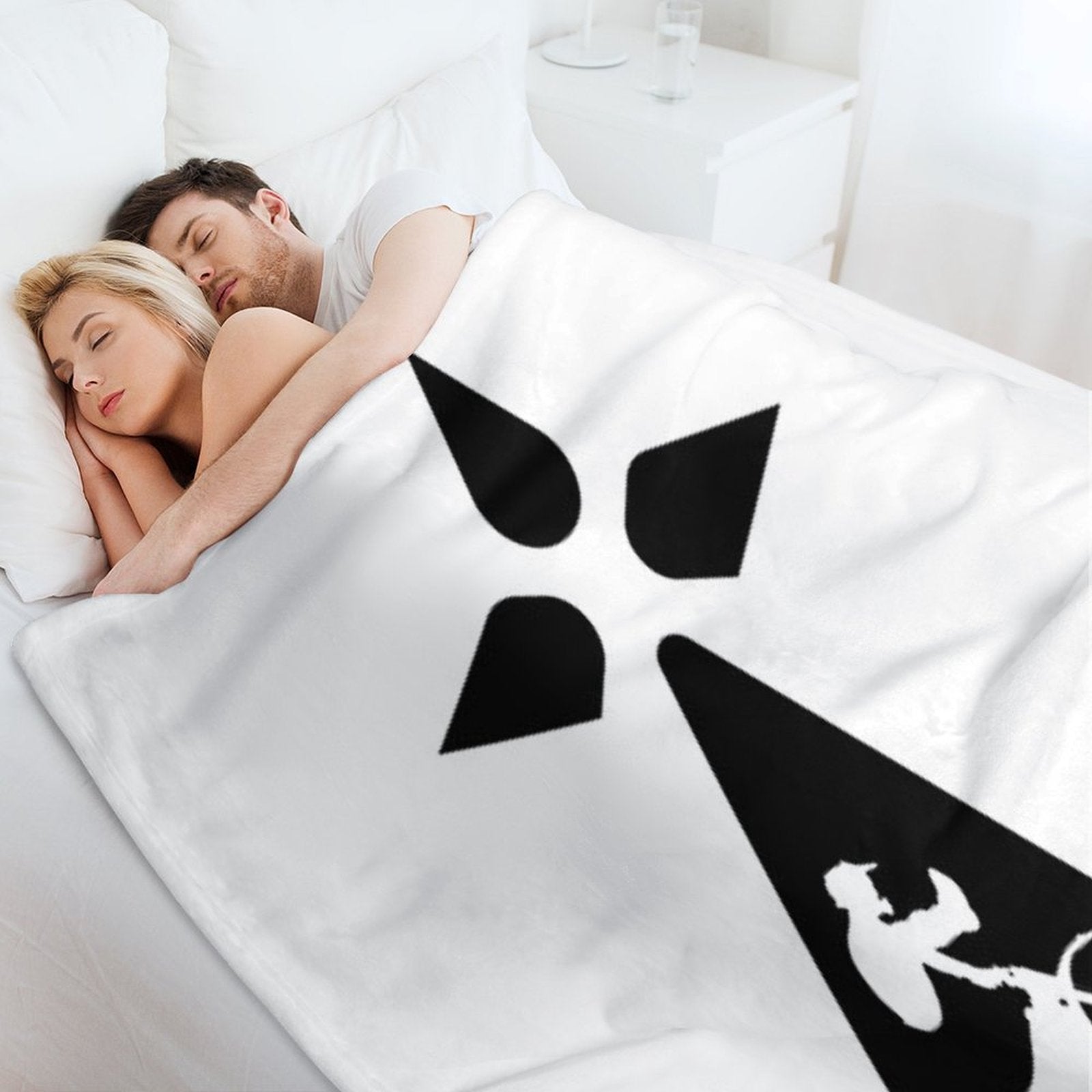 Biker Breizh Sustainable Throw Blanket