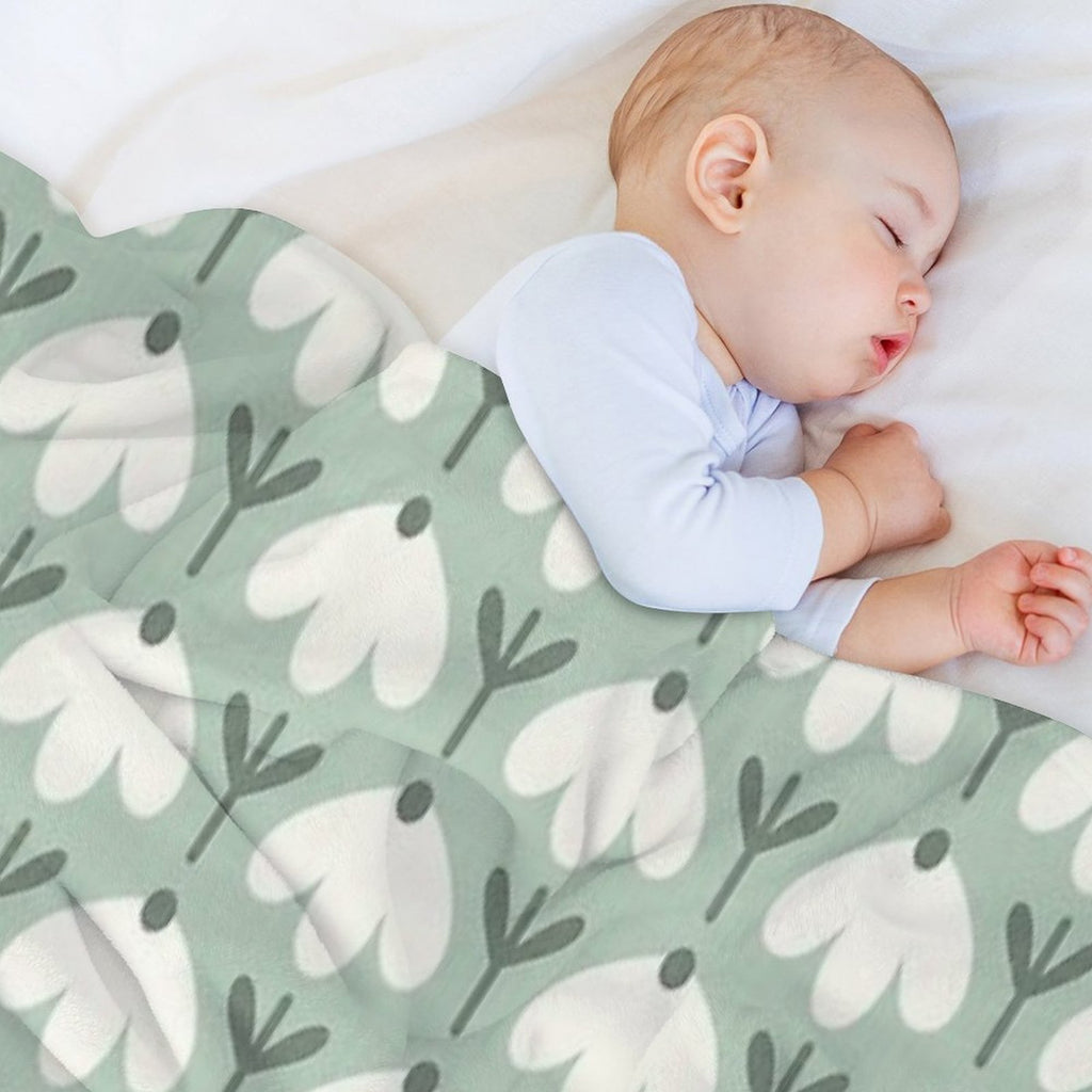 Bold Petal Flowers – Sage Green & Cream – Retro Playful Floral Plush Throw Blanket