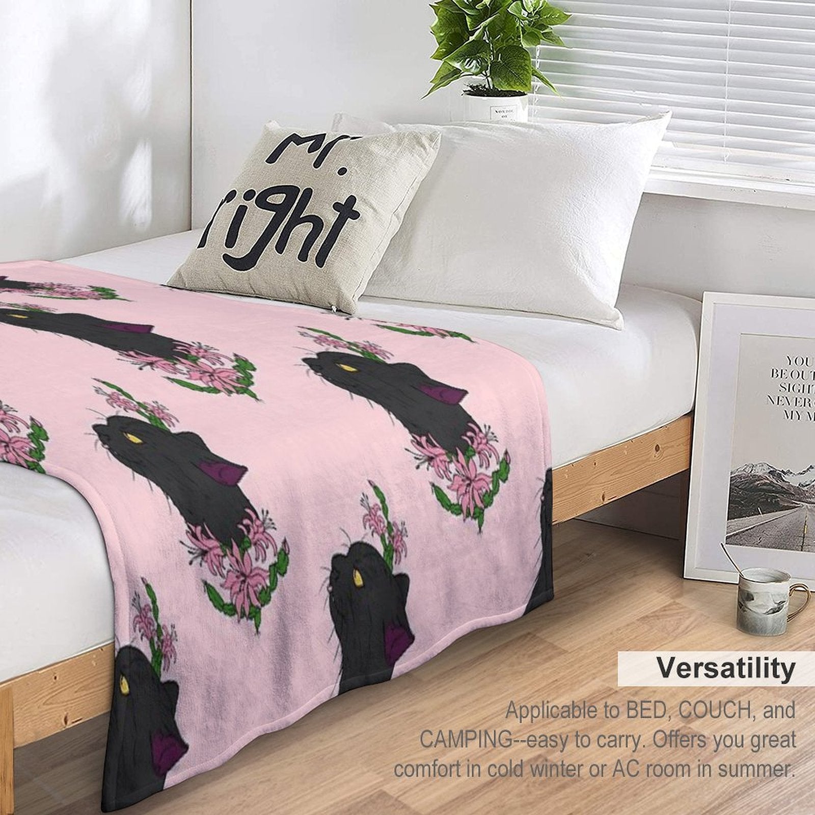 Christmas Cacti Floral Cat Bea Machine-washable Throw Blanket