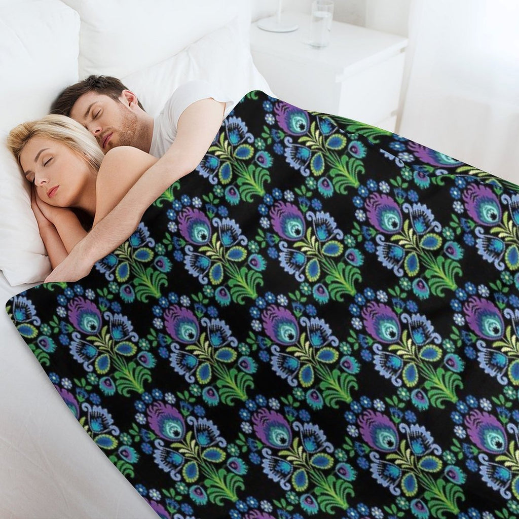 Polish Folk Flowers Purple on Black Shrink-resistant Throw Blanket