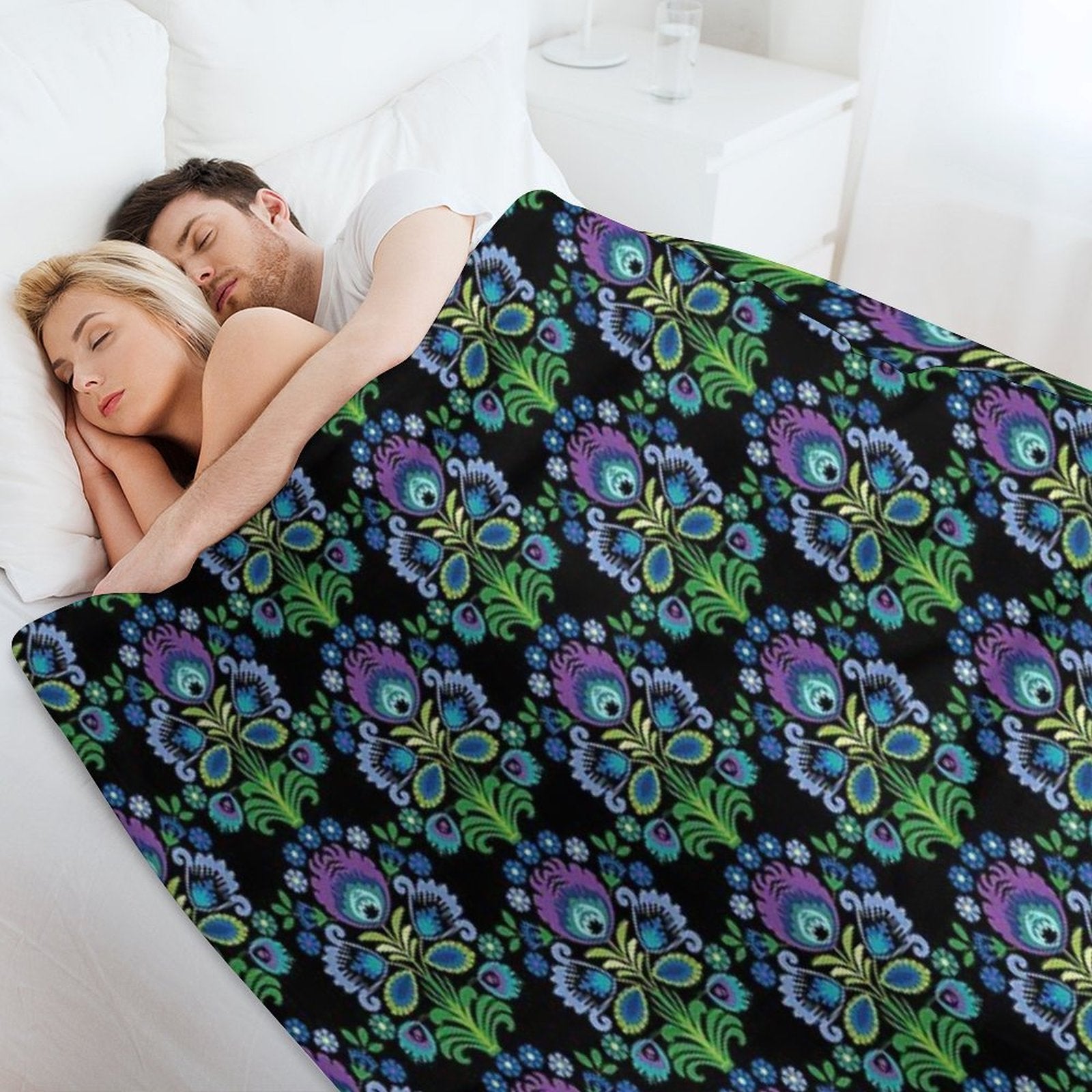 Polish Folk Flowers Purple on Black Shrink-resistant Throw Blanket