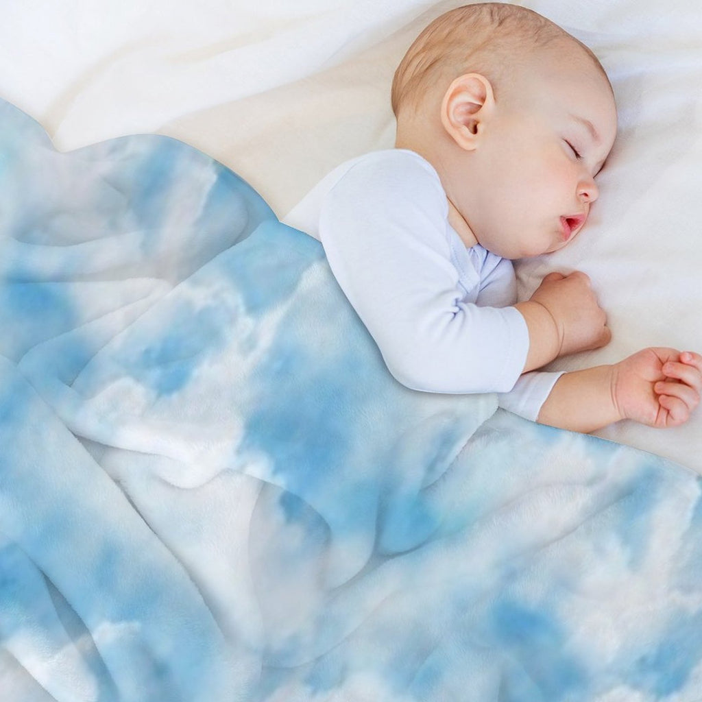 Clouds Print Shrink-resistant Throw Blanket