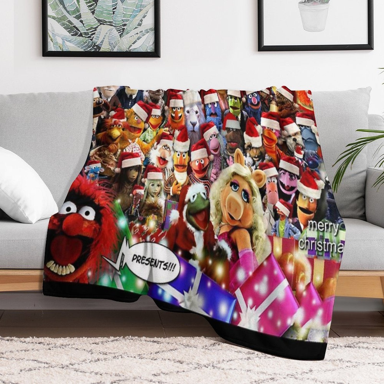 The Muppets Christmas All Character Group Shrink-resistant Throw Blanket