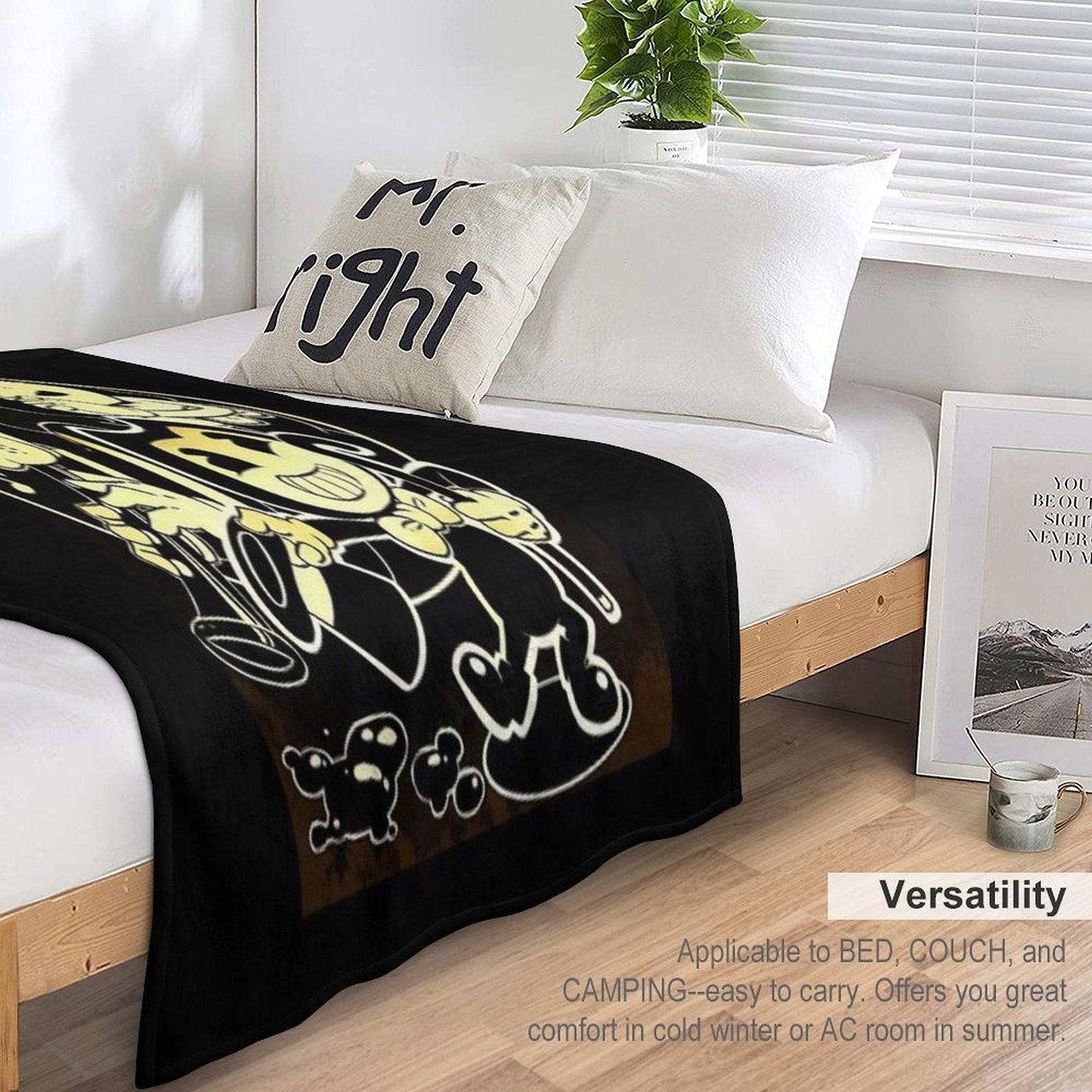 Bendy Boris And Alice Lightweight Throw Blanket
